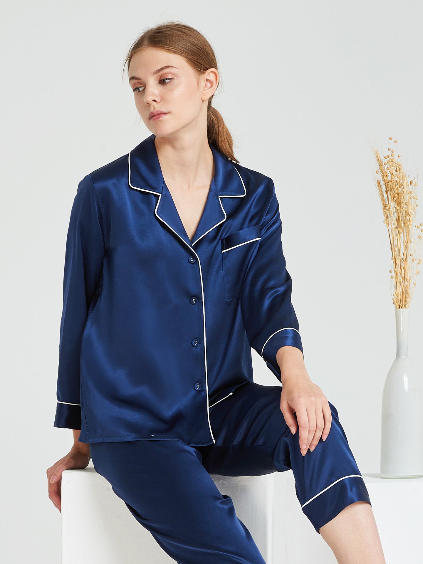 Mulberry Silk Classic Button-Down Pajama Set with Contrast Piping#color_Navy