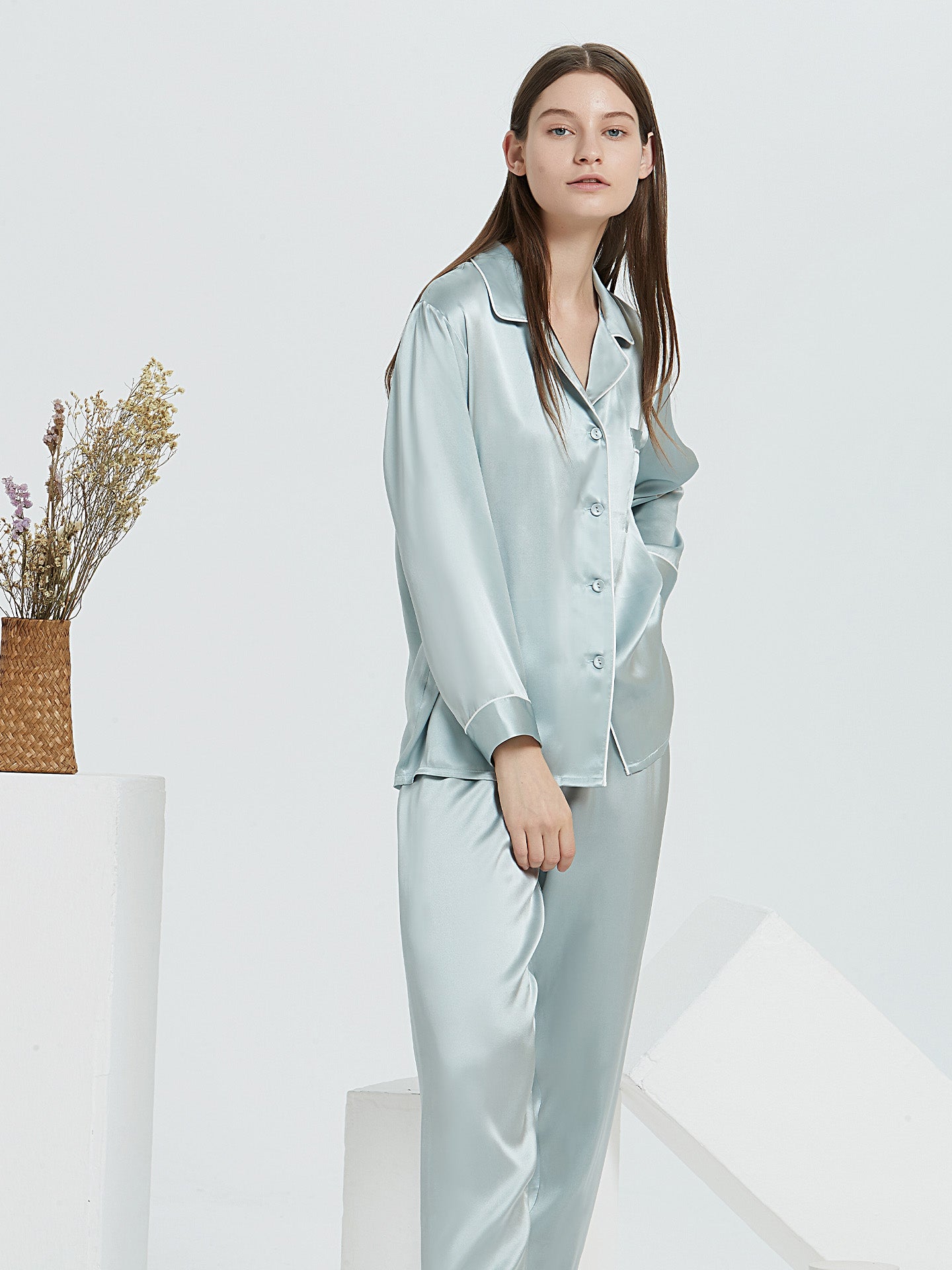 Mulberry Silk Classic Button-Down Pajama Set with Contrast Piping#color_Baby Blue