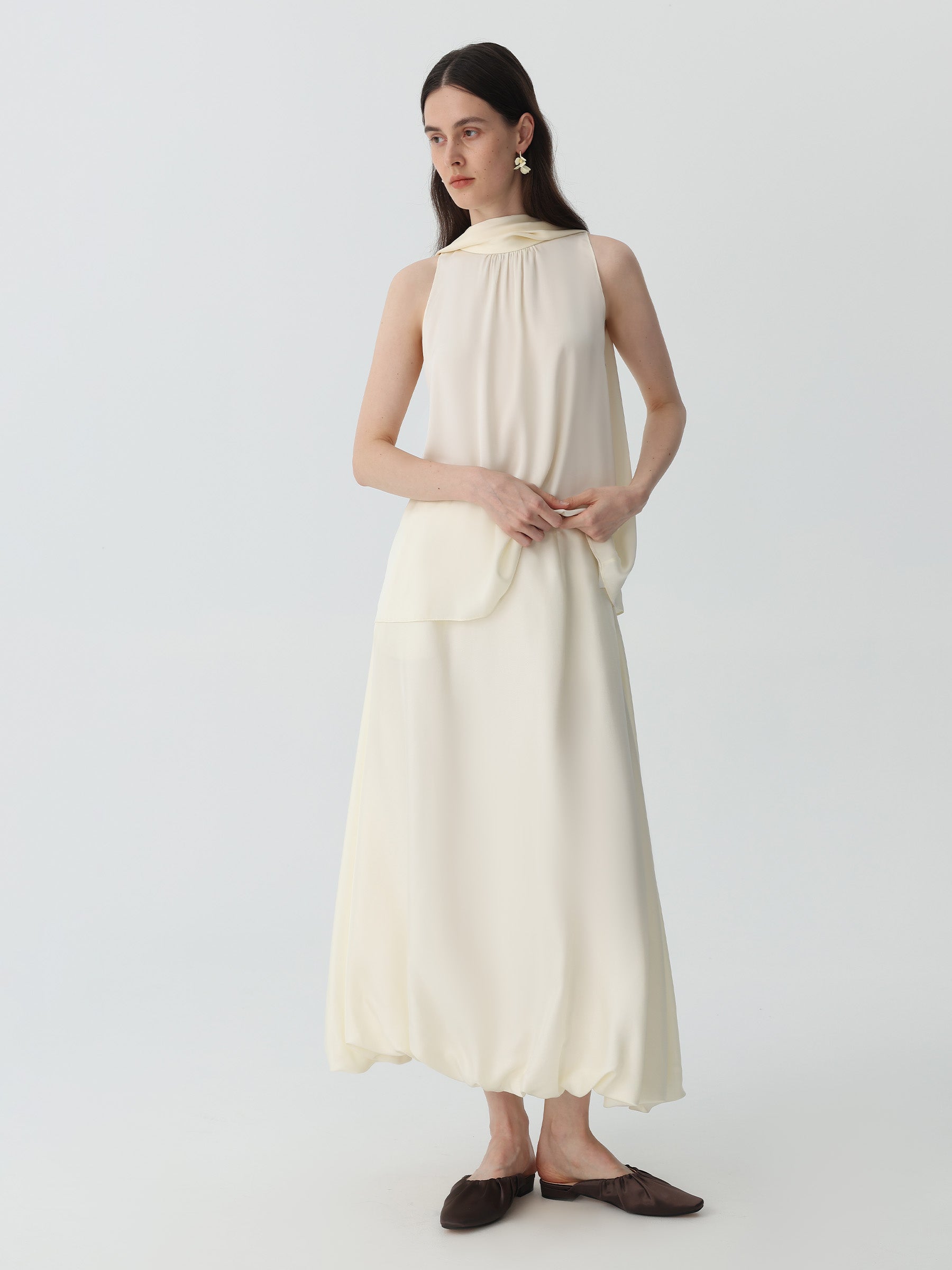 Sleeveless Turtleneck Ribbon Blouse in Silk #color_Ivory White