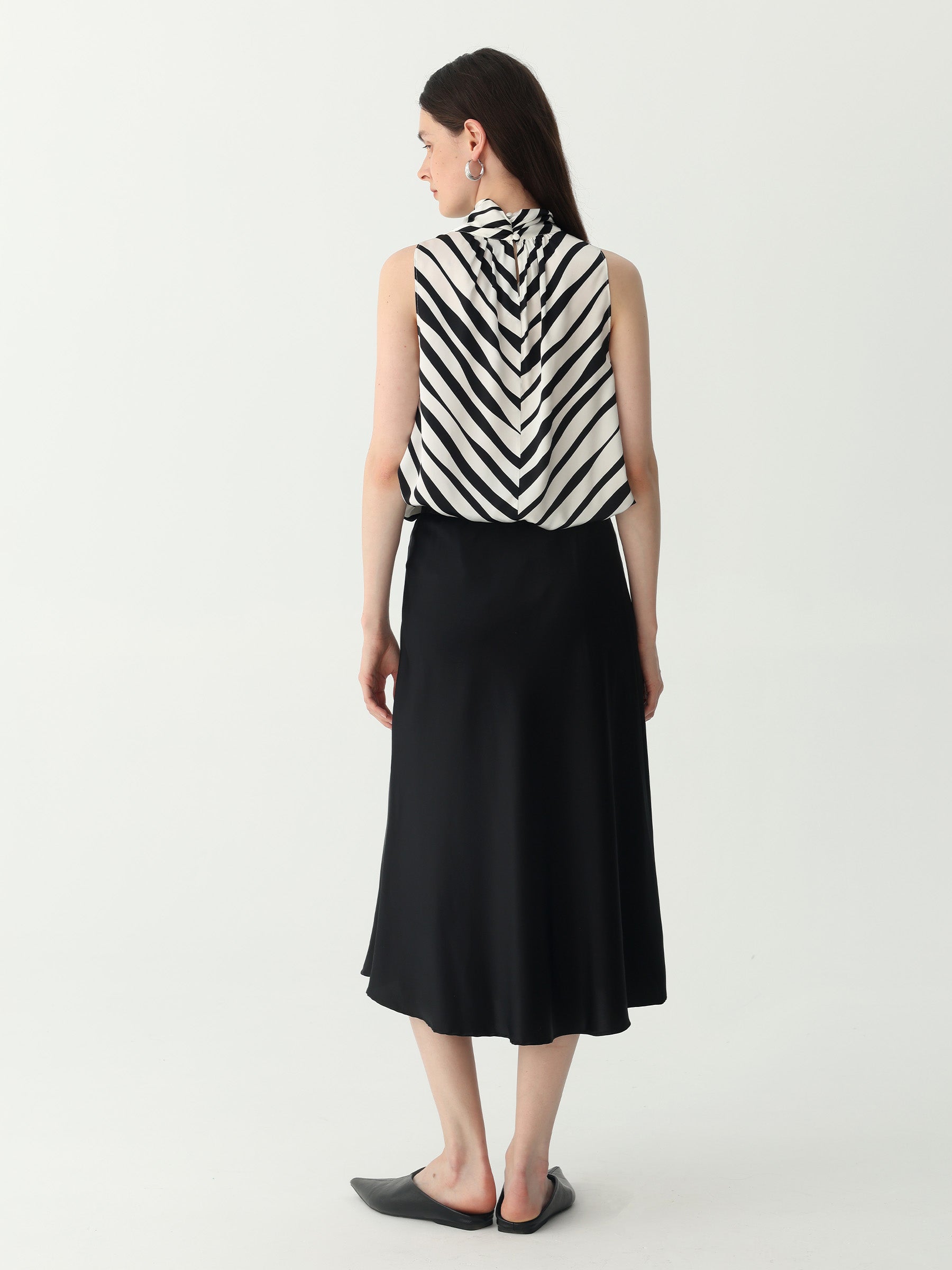 Striped Sleeveless Keyhole Top in Silk
