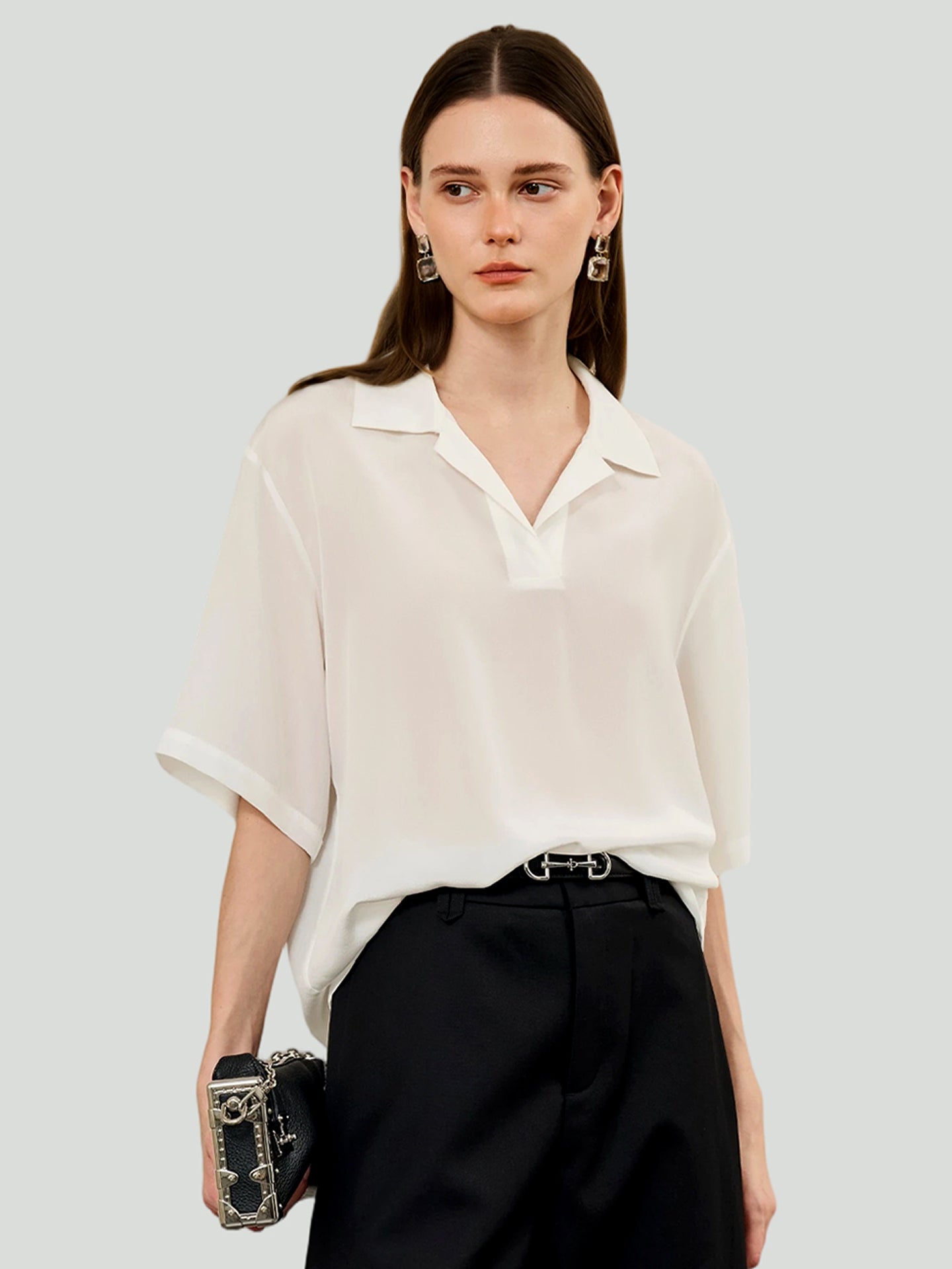 Half-open polo shirt in silk#color_Ivory white