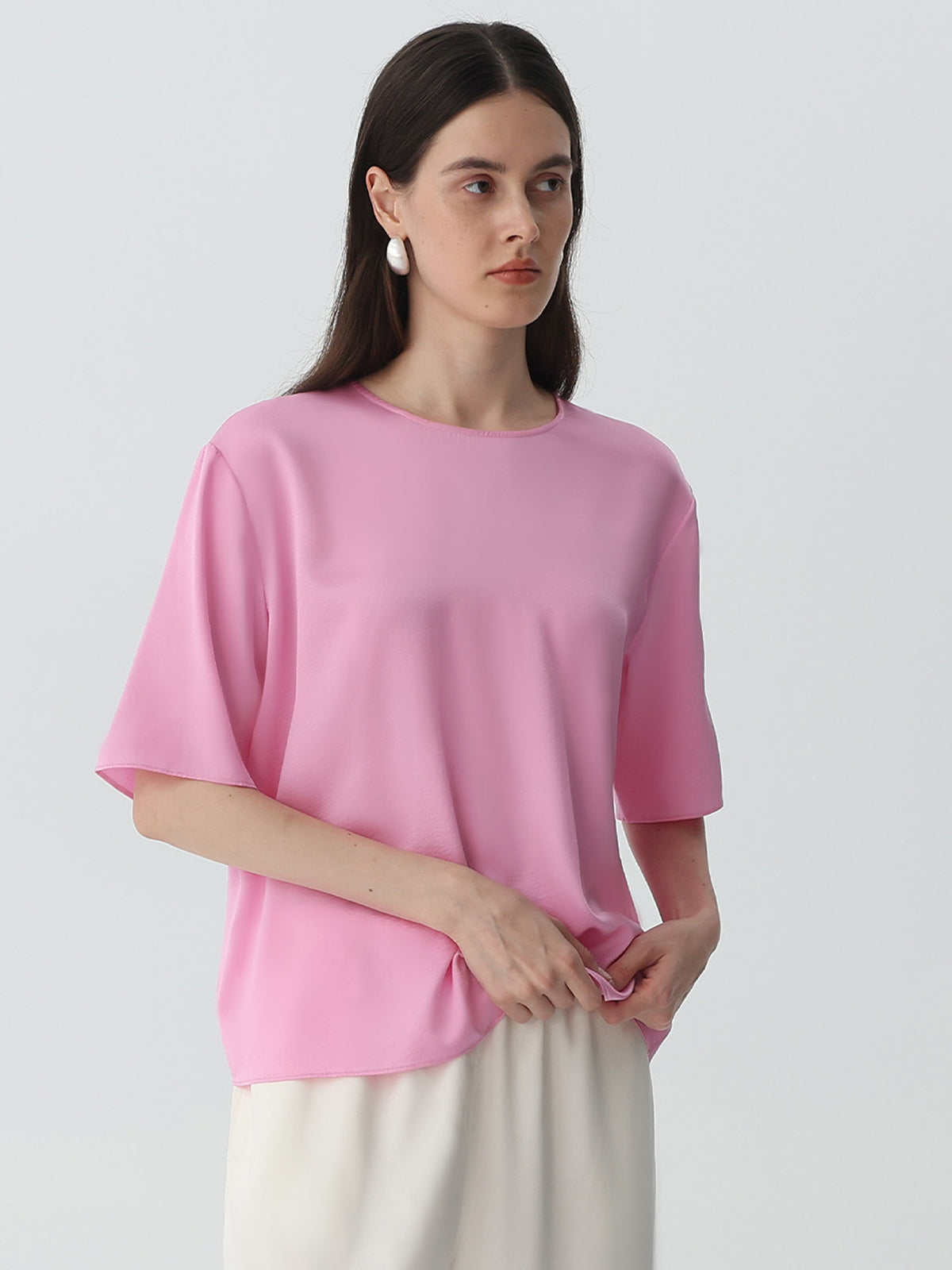 Round Neck Tee in Silk#color_Pink-Prism