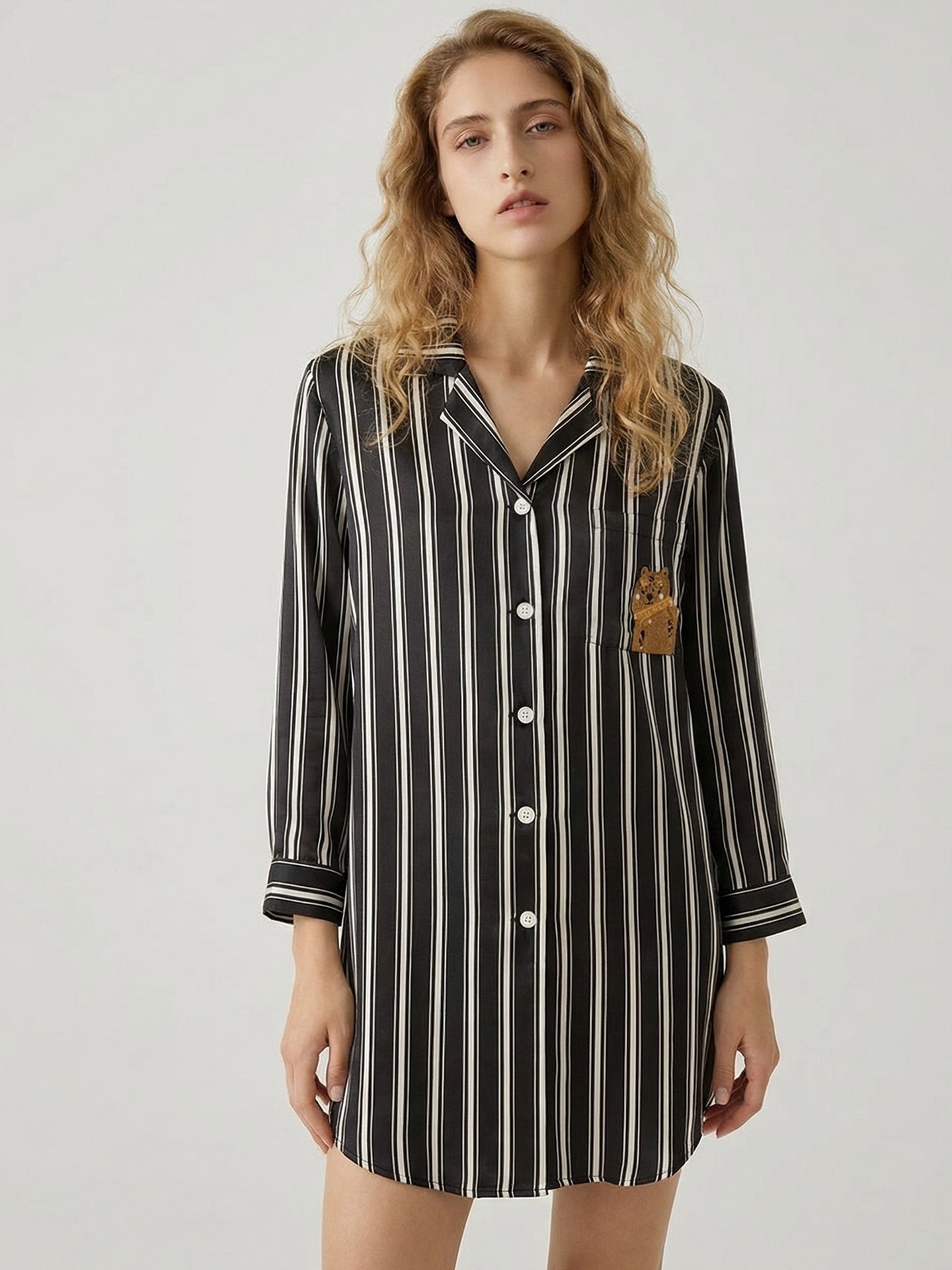 Silk Striped Nightshirt#color_Black Stripes