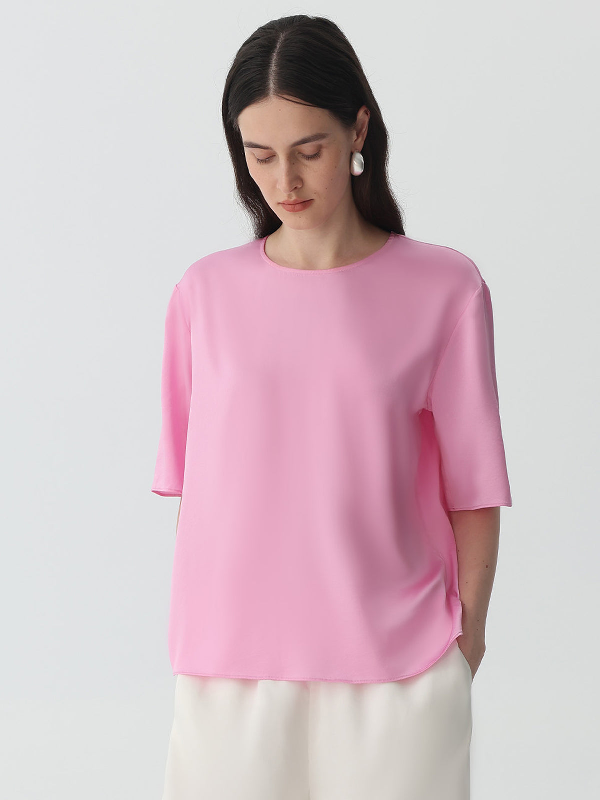 Round Neck Tee in Silk#color_Pink-Prism