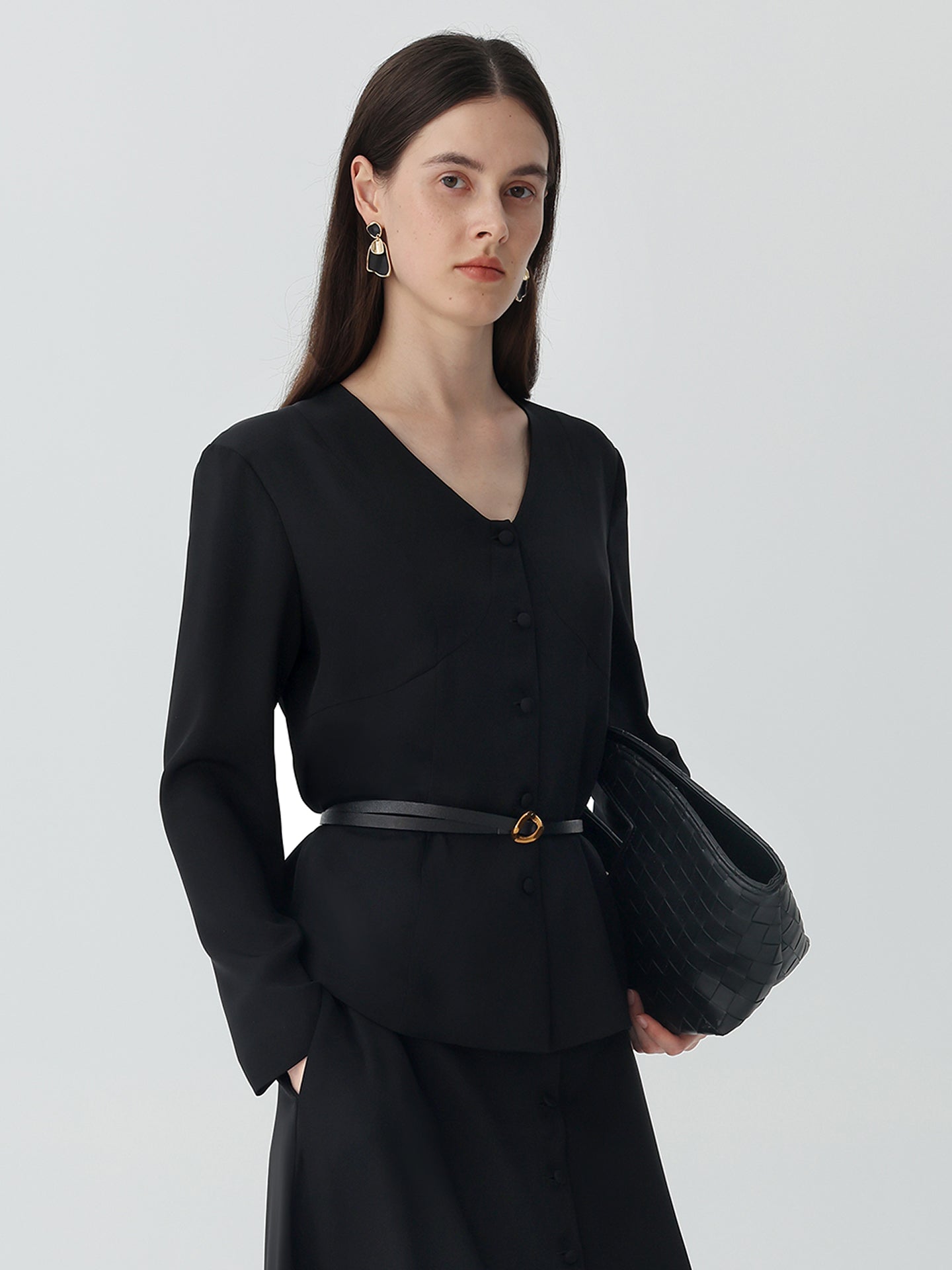 V-Neck Heavy Silk Crepe Cropped Jacket #color_Black