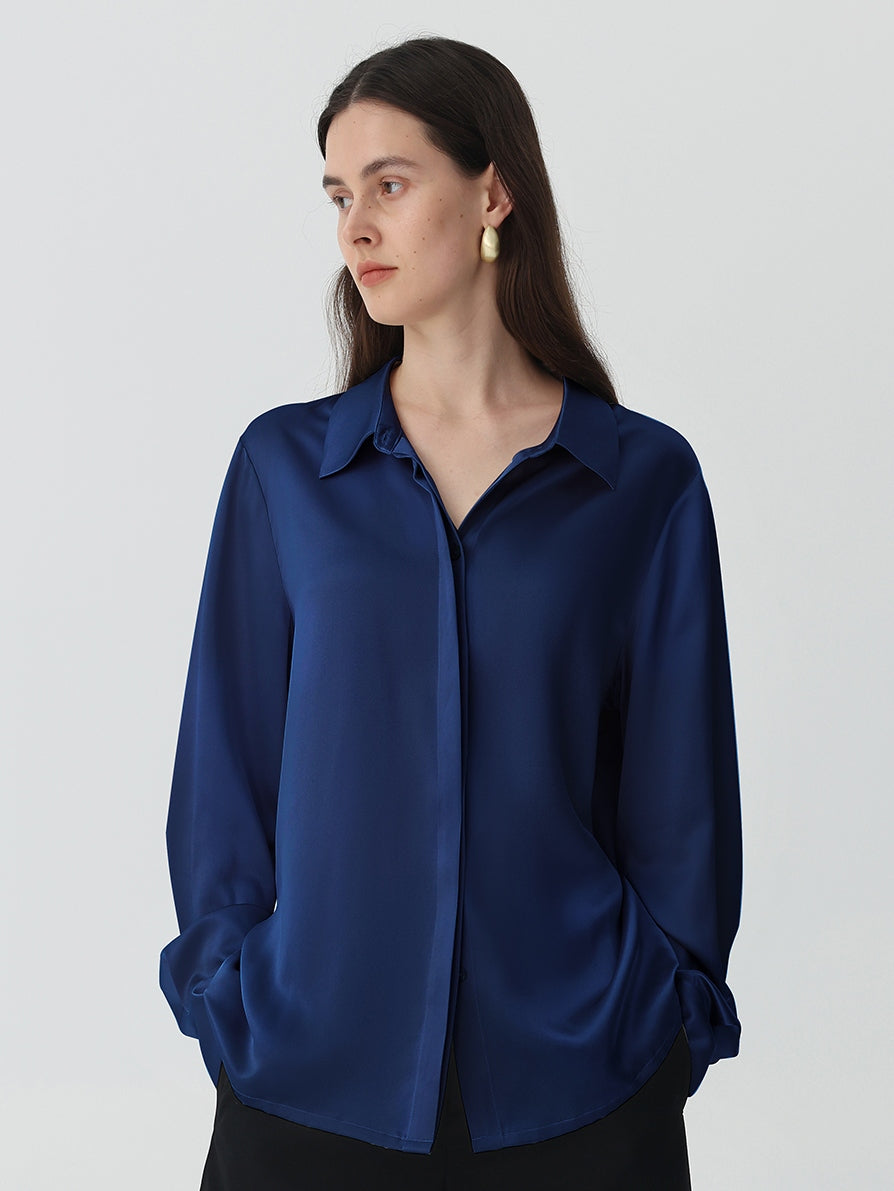 Washable Blouse in silk #color_Navy