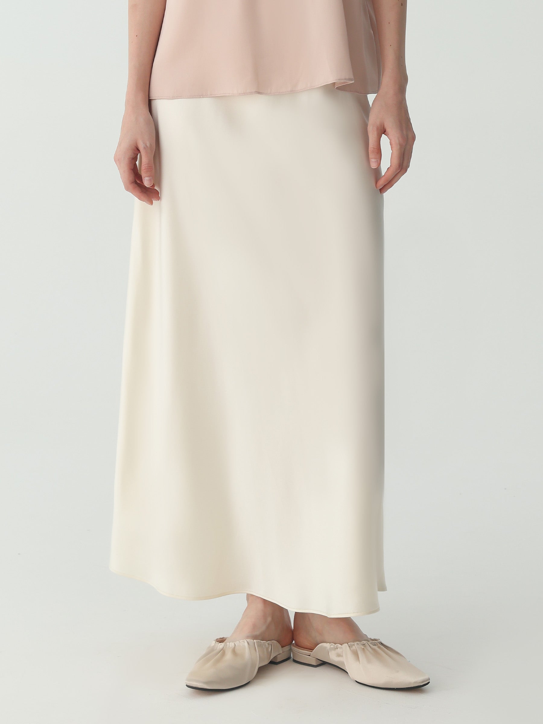 Ankle-length Midi Skirt in Silk #color_Ivory White