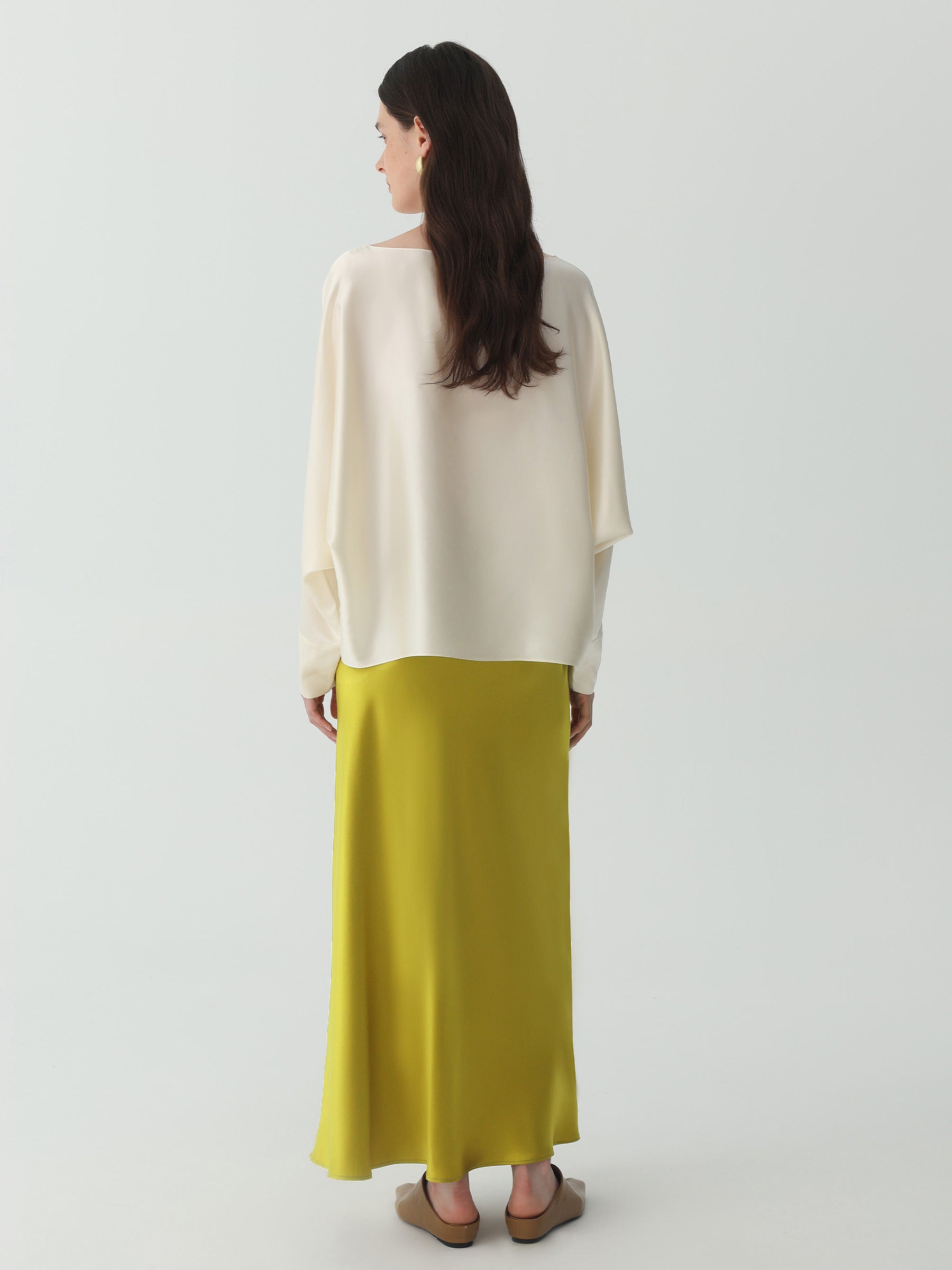 Ankle-length Midi Skirt in Silk #color_Olive