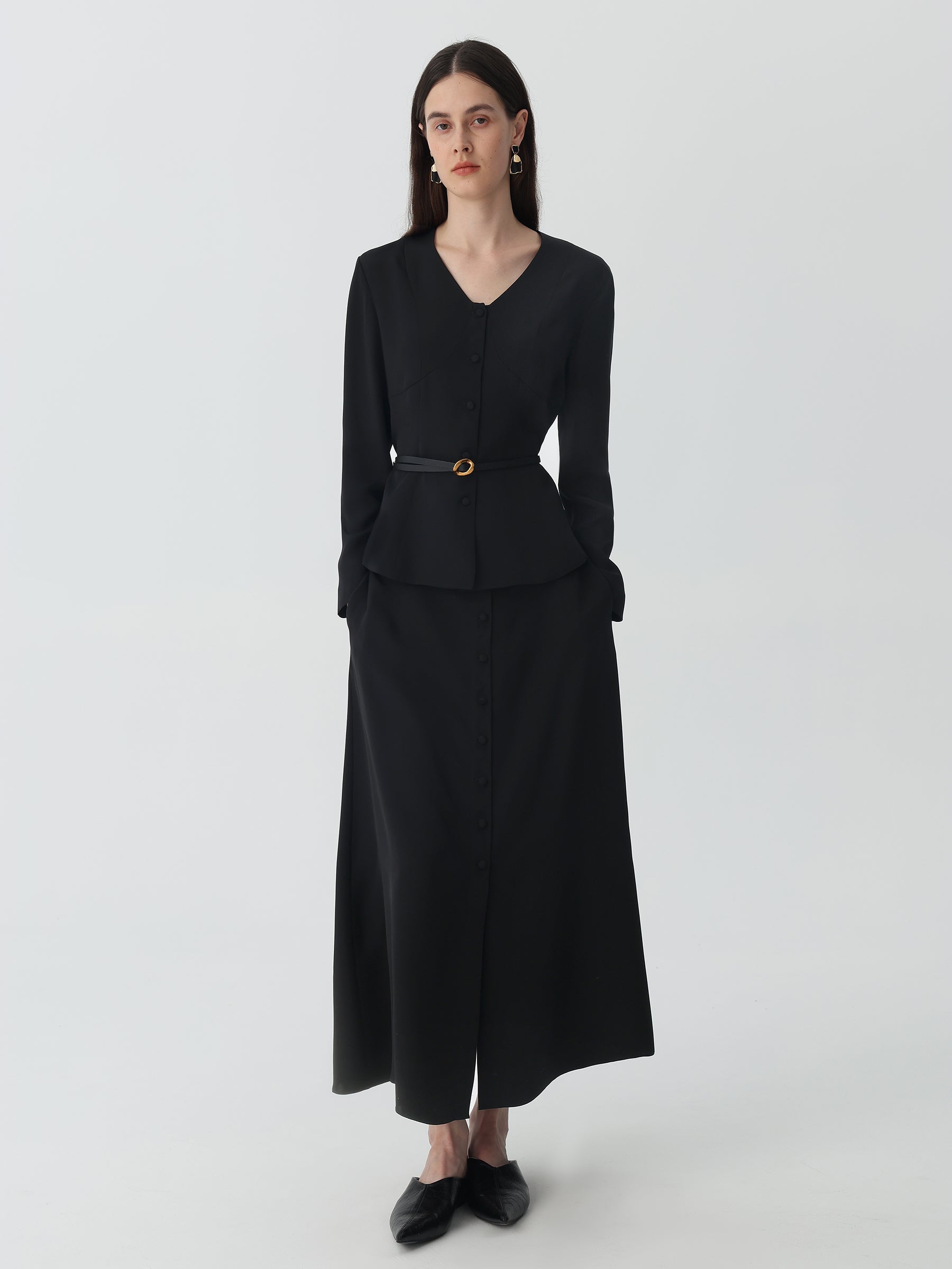 V-Neck Heavy Silk Crepe Cropped Jacket #color_Black