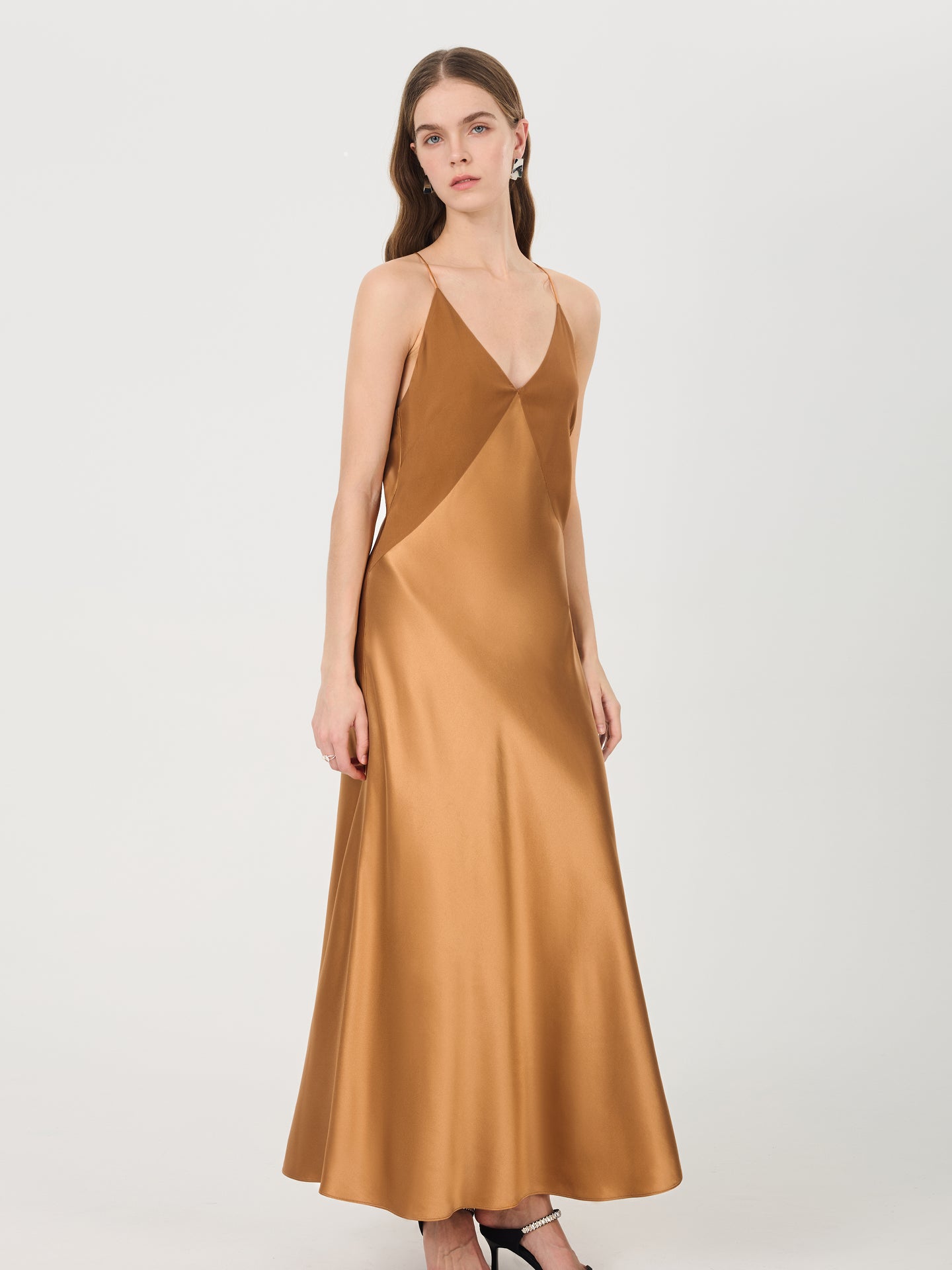 Mulberry Silk Slip Dress with Cross-Back Strapss#color_Caramel