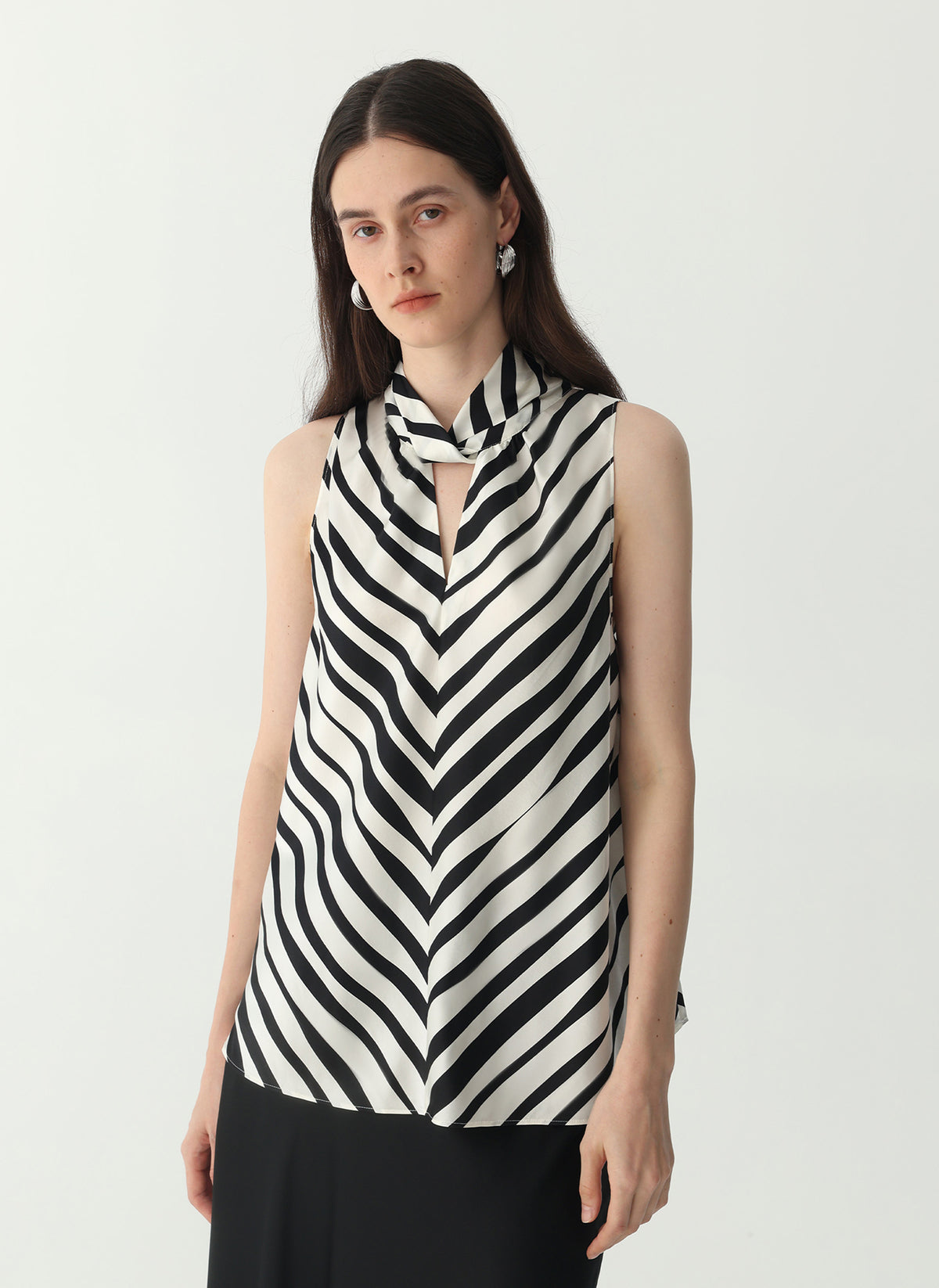 Striped Sleeveless Keyhole Top in Silk #color_Strip