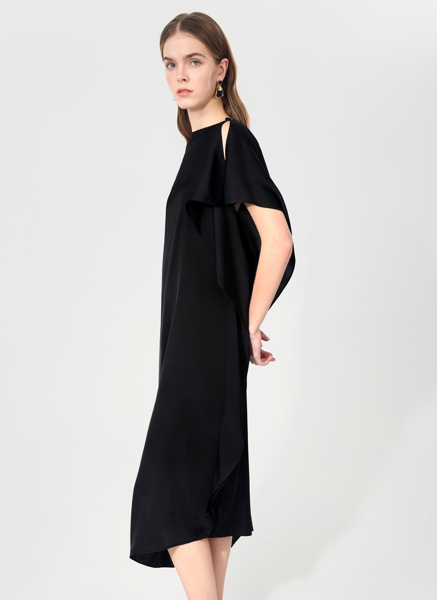 19 Momme Silk Asymmetric Ruffle Dress#color_Black