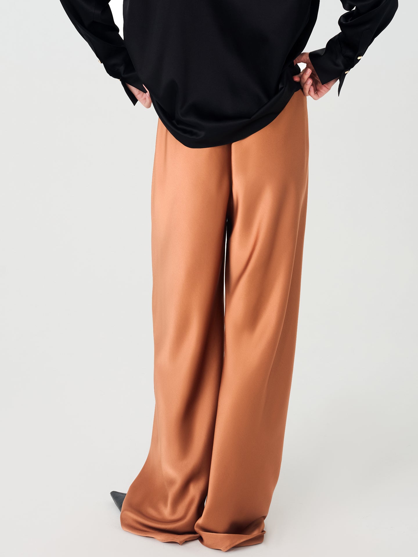 Fluid Wide-Leg Draped Pants#color_Caramel