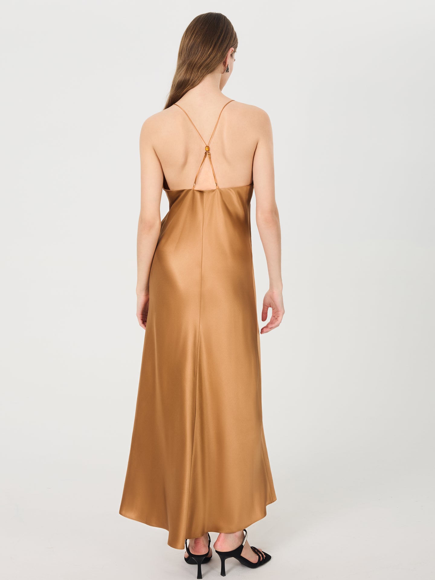 Mulberry Silk Slip Dress with Cross-Back Strapss#color_Caramel