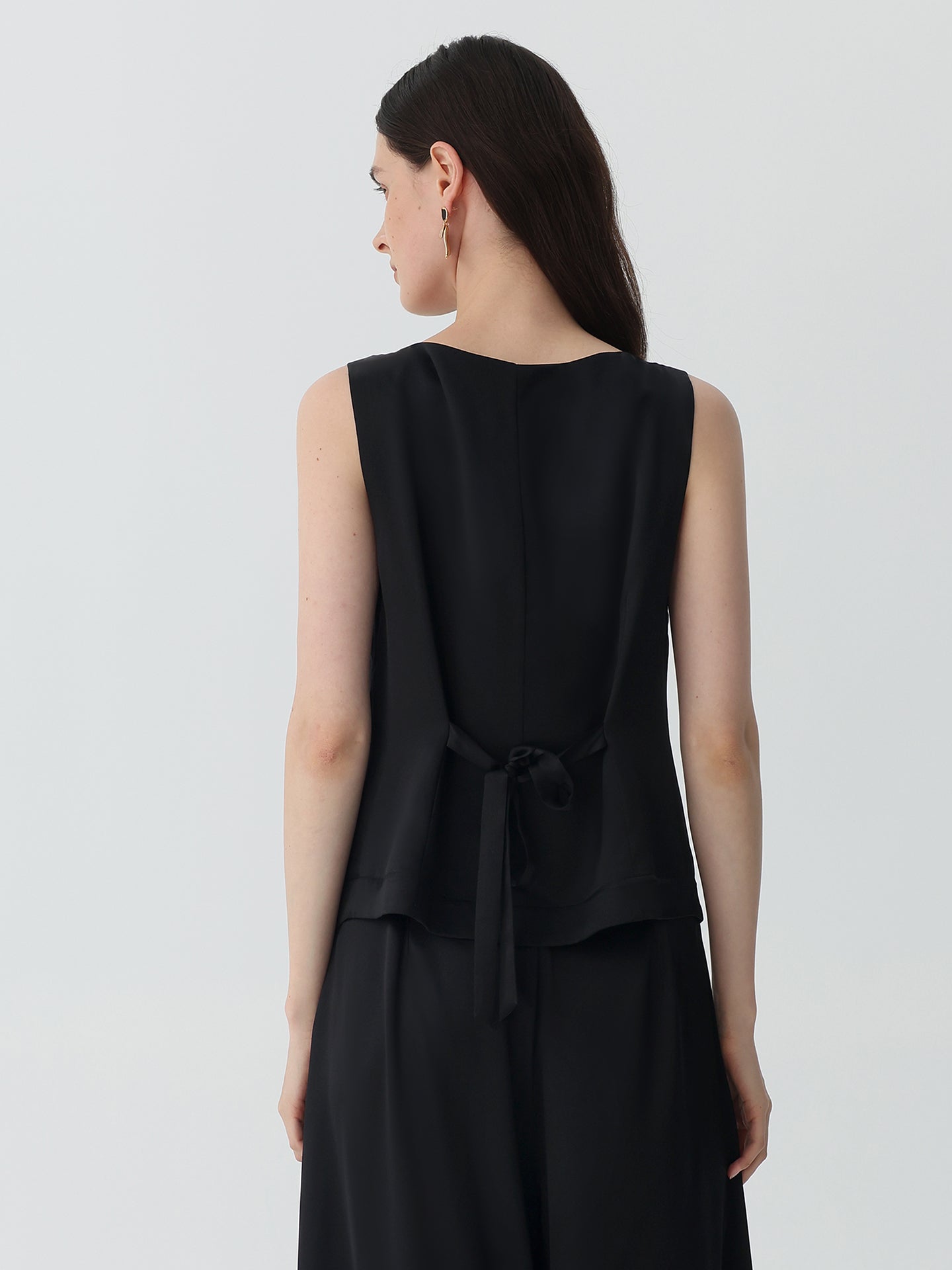 Women's Boat Neck Silk Vest #color_Black