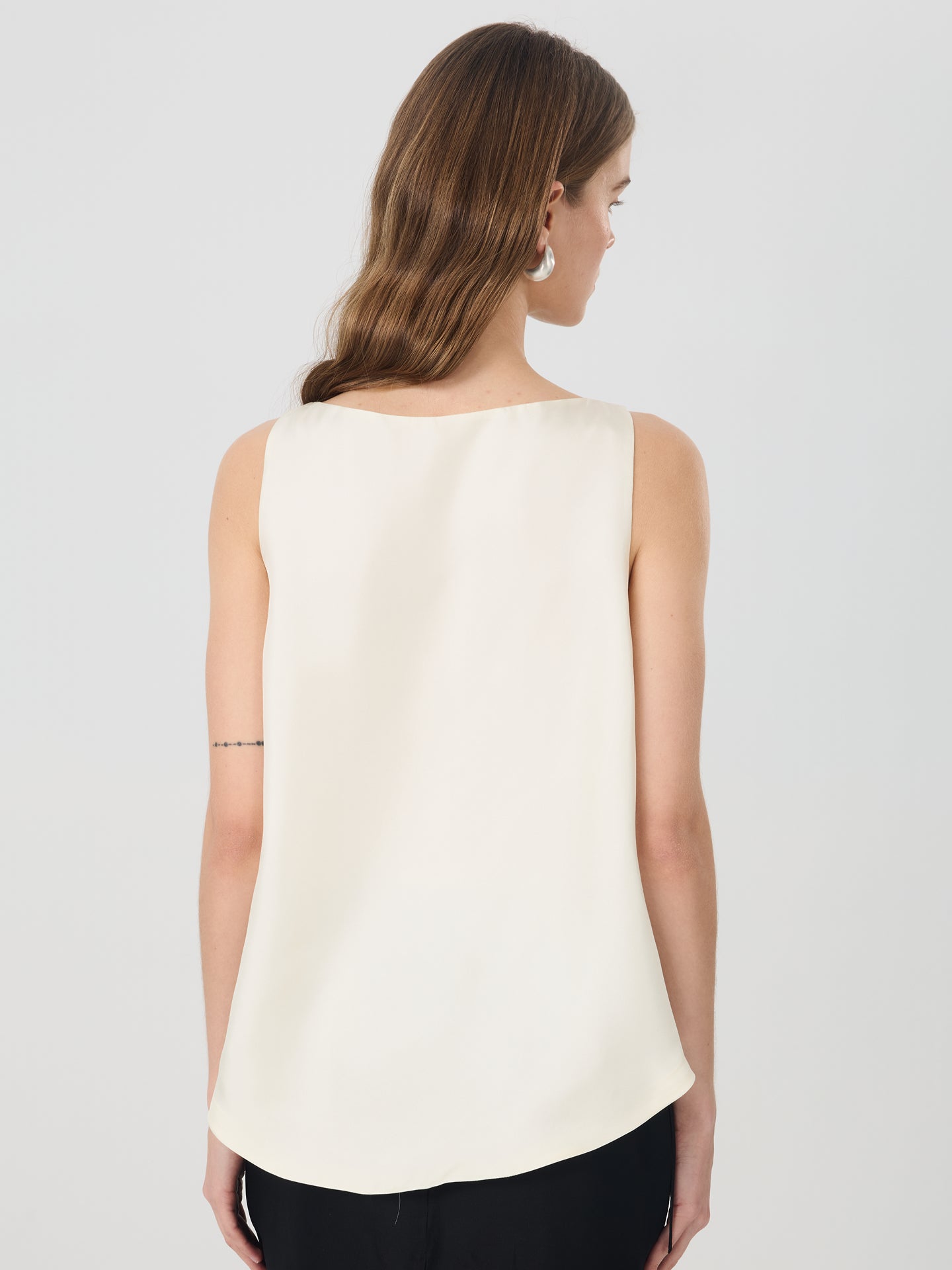 Mulberry Silk Floral Applique Sleeveless Top#color_White