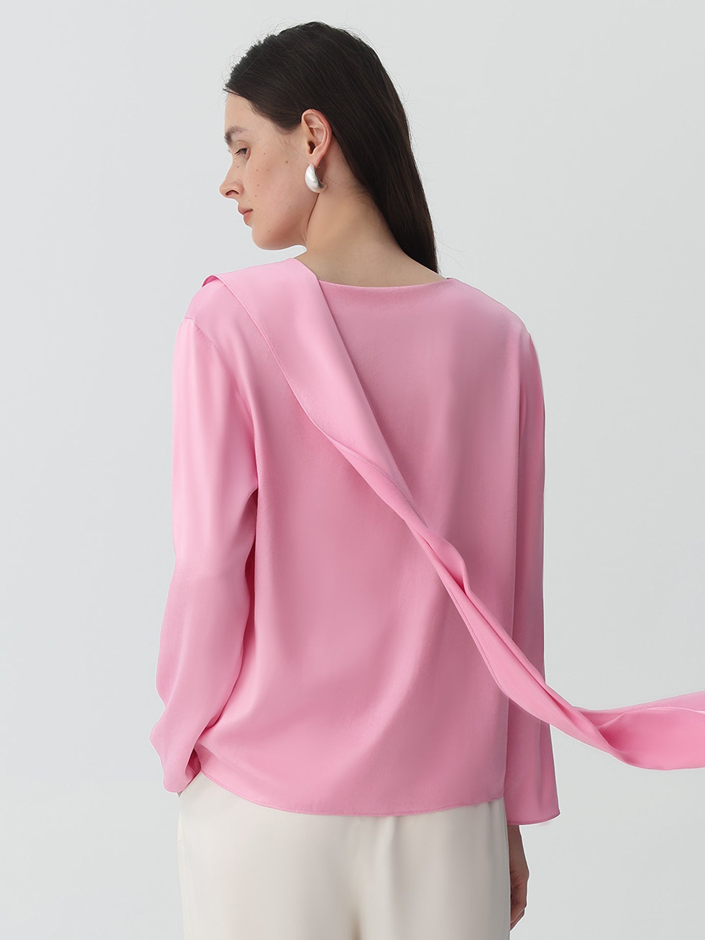 Pollover Scarf-Collar Blouse in Silk#color_Pink