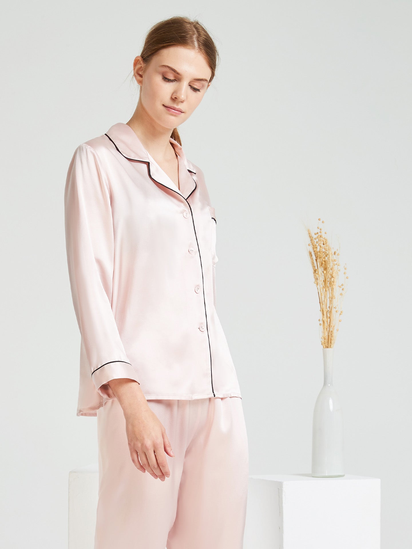 Mulberry Silk Classic Button-Down Pajama Set with Contrast Piping#color_Blush Pink
