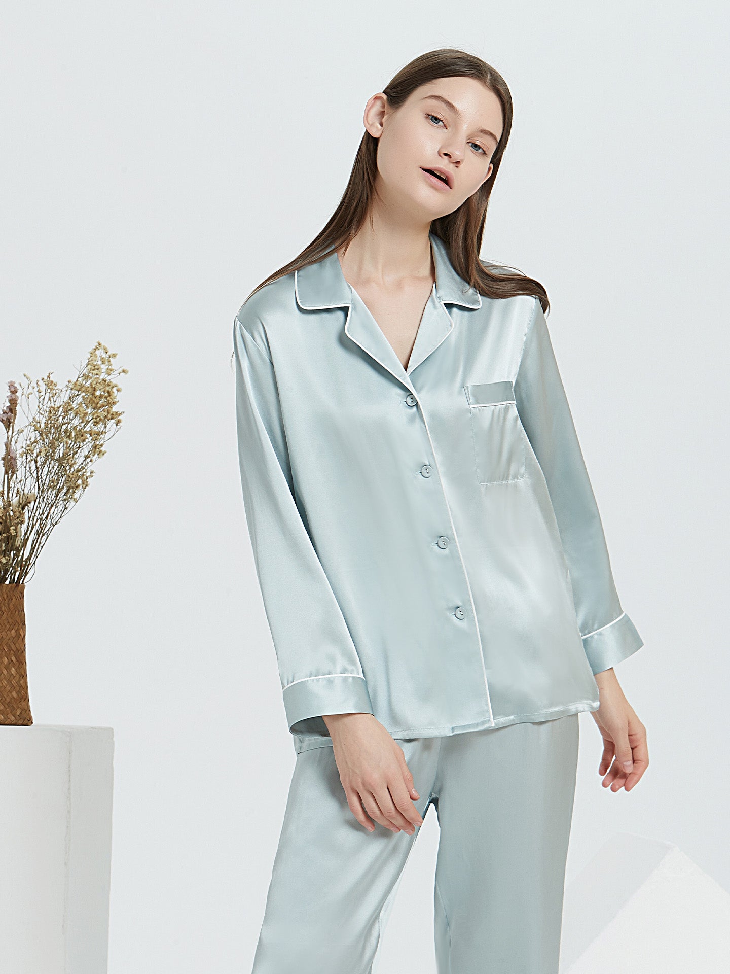 Mulberry Silk Classic Button-Down Pajama Set with Contrast Piping#color_Baby Blue