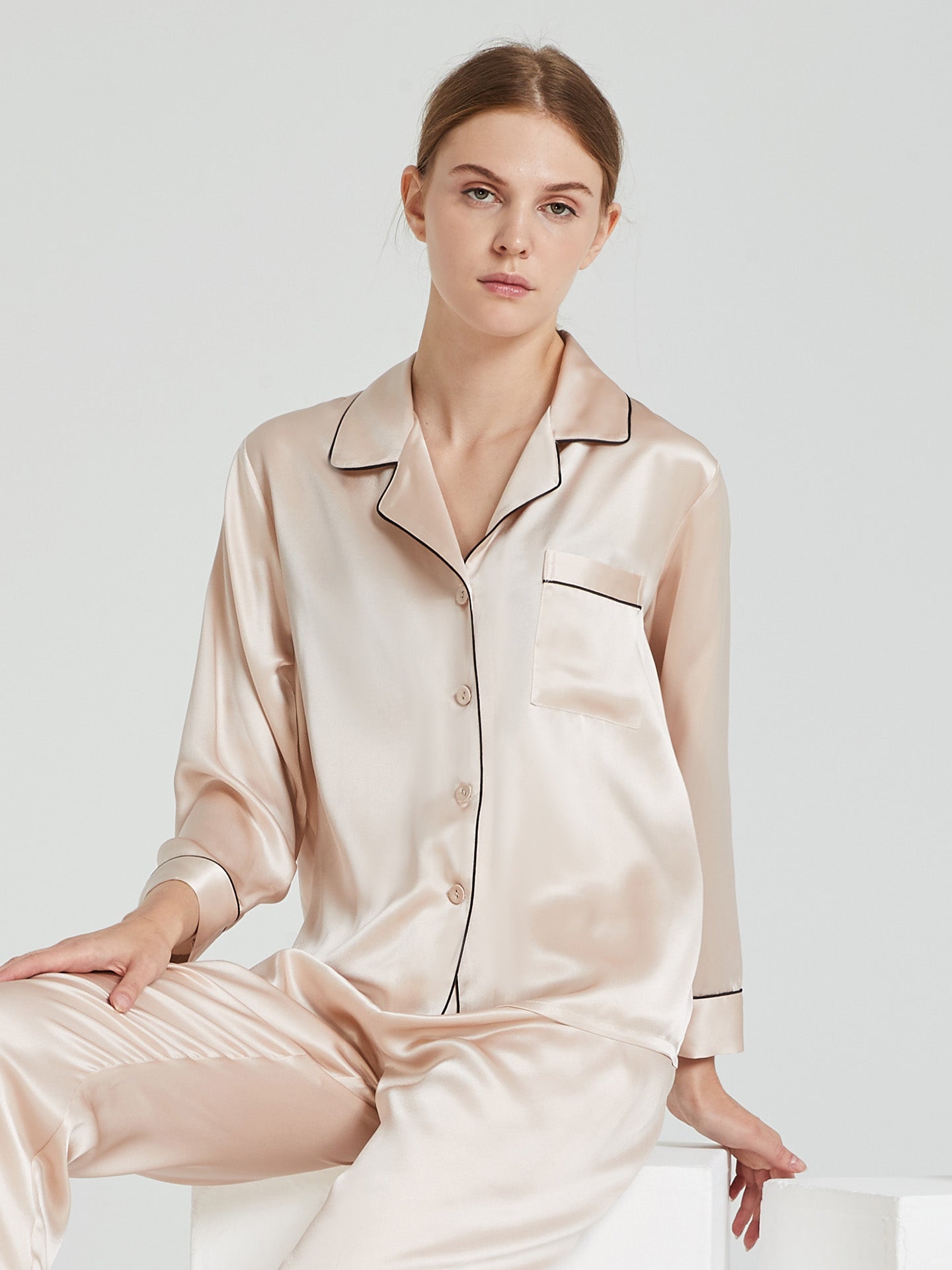 Mulberry Silk Classic Button-Down Pajama Set with Contrast Piping#color_Blush Beige