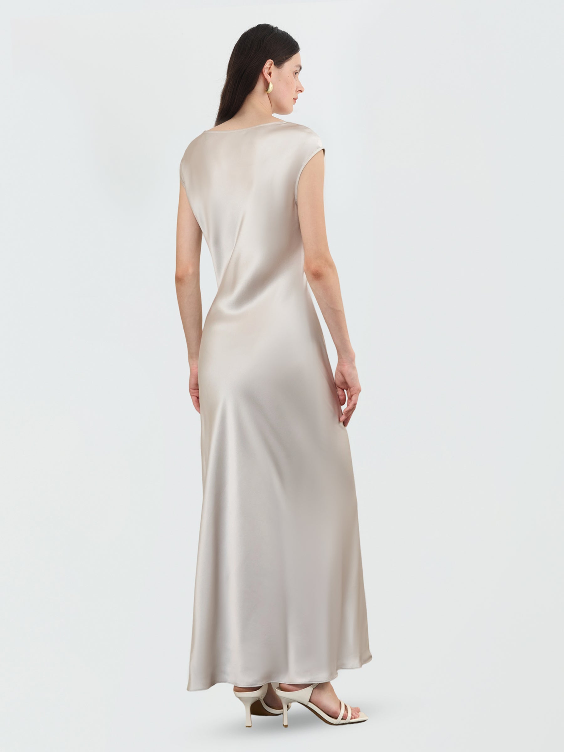 Luxury Sleeveless Silk Maxi Dress - Women's Formal/Summer Gown Luxury Sleeveless Silk Maxi Dress - Women's Formal/Summer Gown