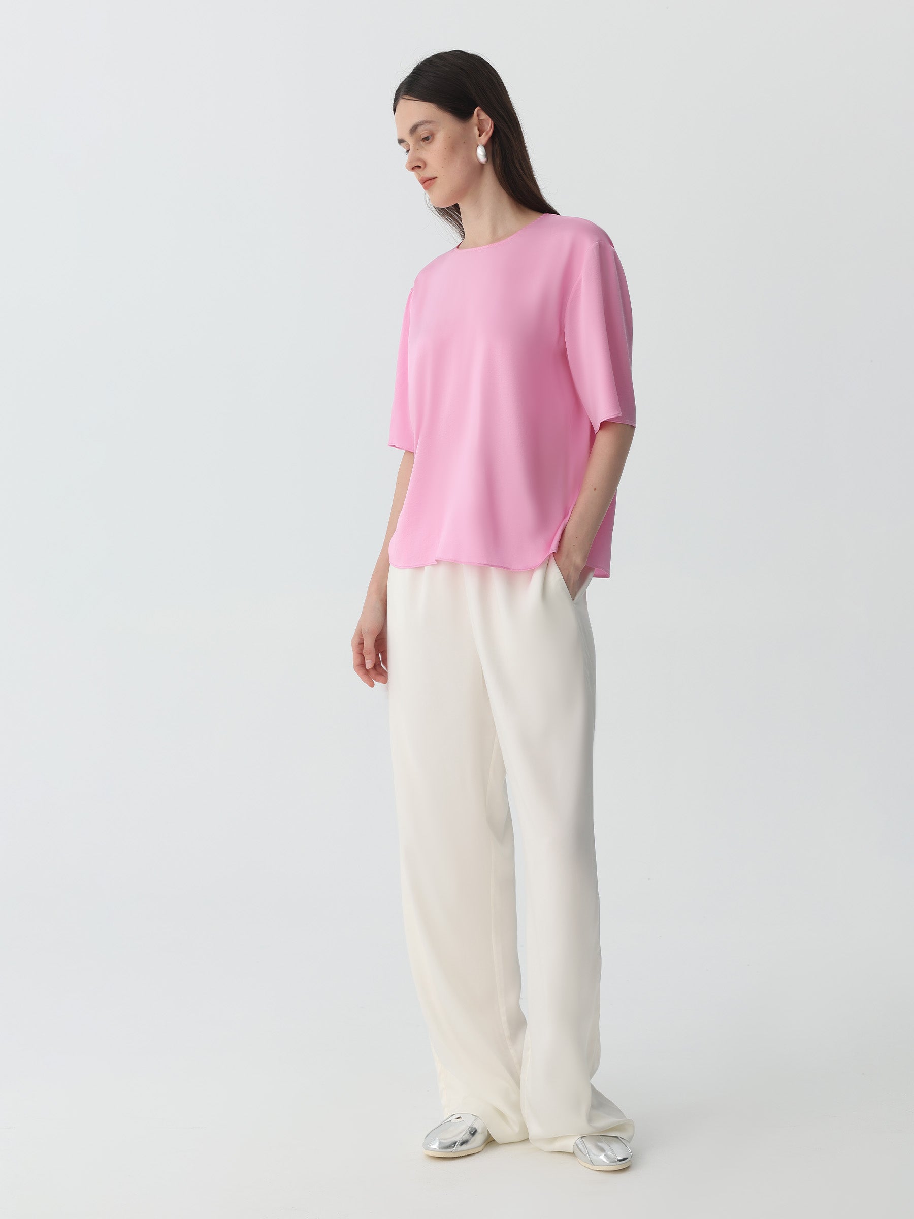 Round Neck Tee in Silk