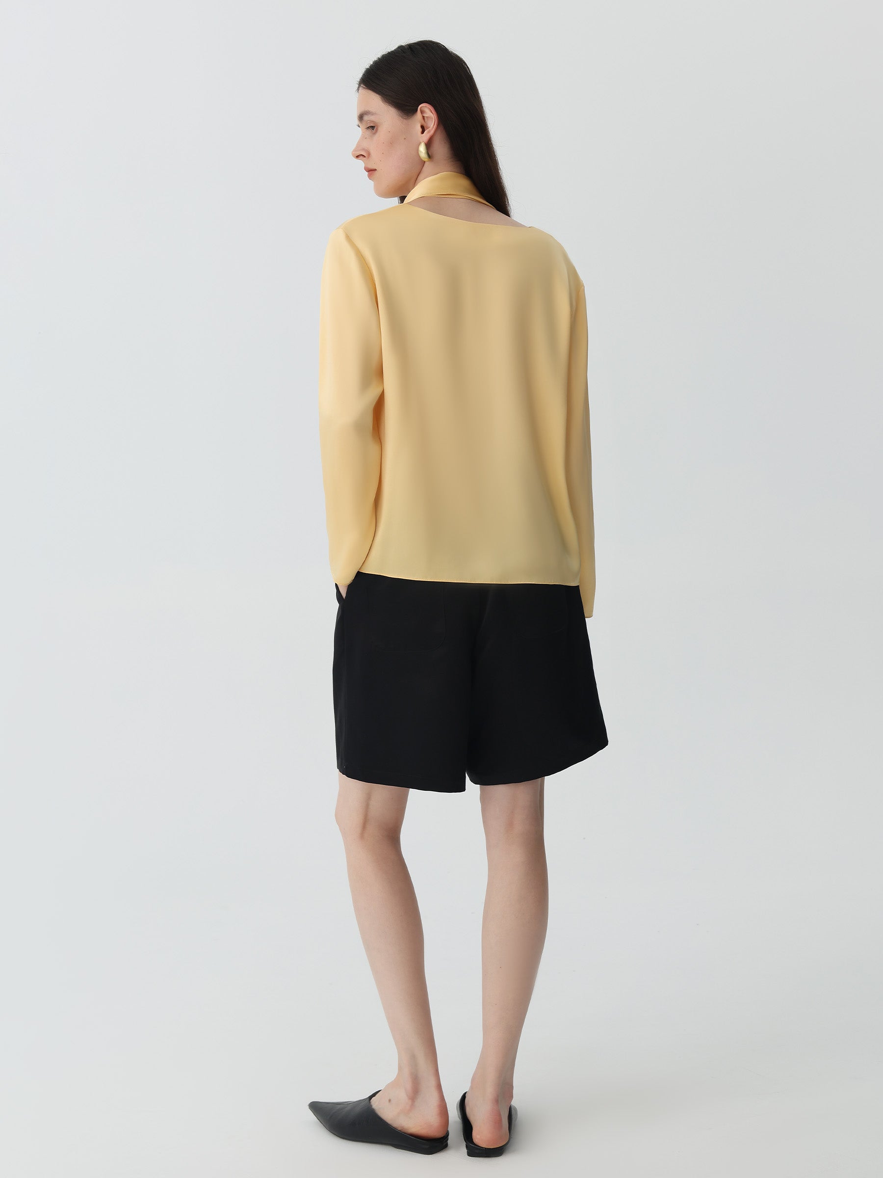 #color_Champagne gold