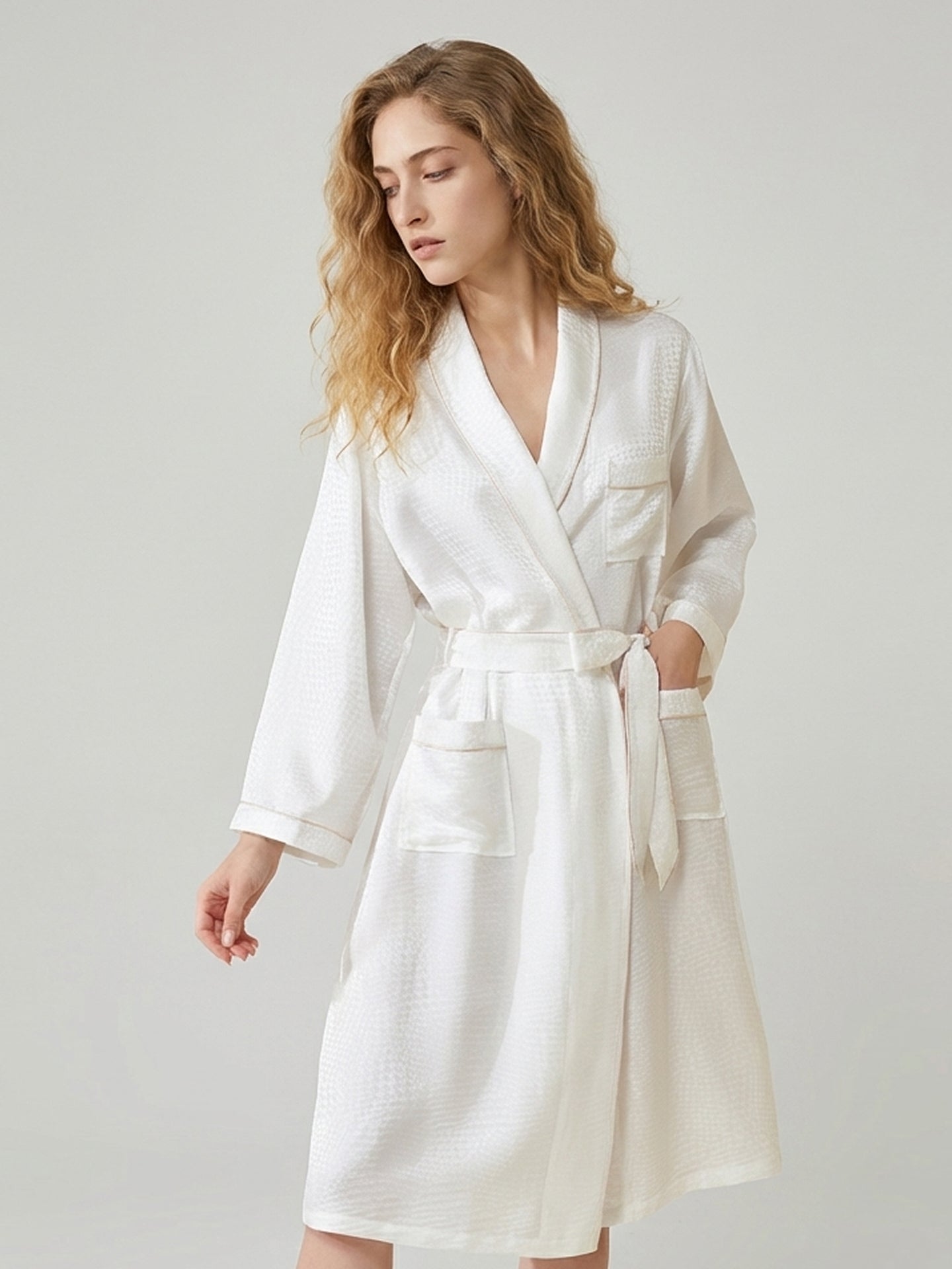 19 Momme Mulberry Silk Robe with Belt#color_White