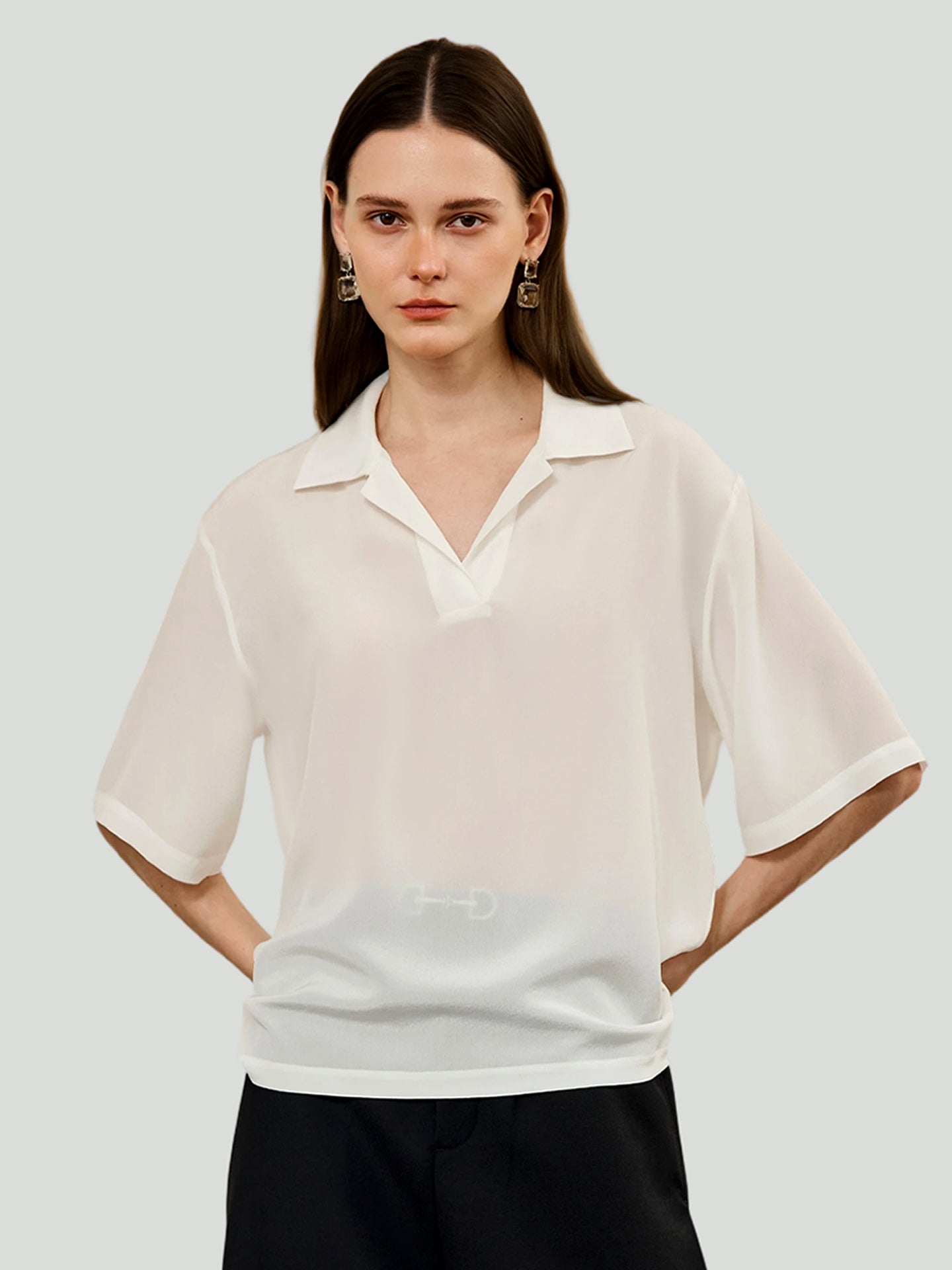 Half-open polo shirt in silk#color_Ivory white