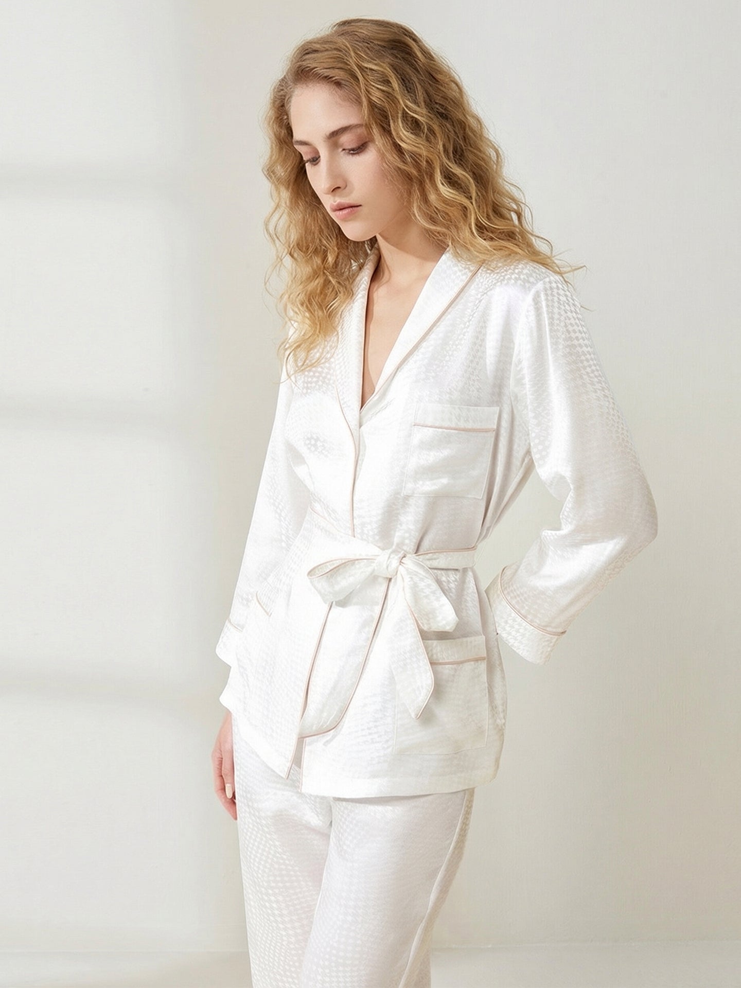 19 Momme Mulberry Silk Pajama Set with Belt#color_White