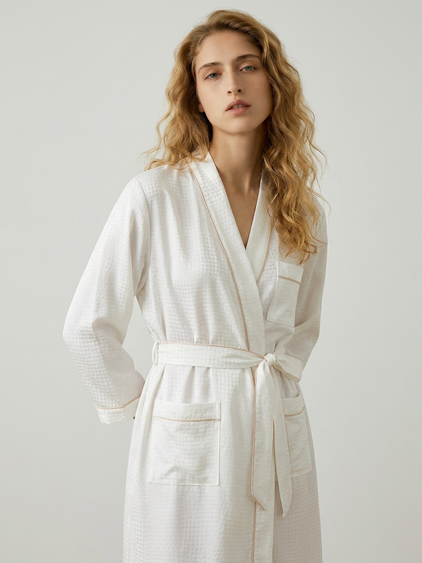 19 Momme Mulberry Silk Robe with Belt#color_White