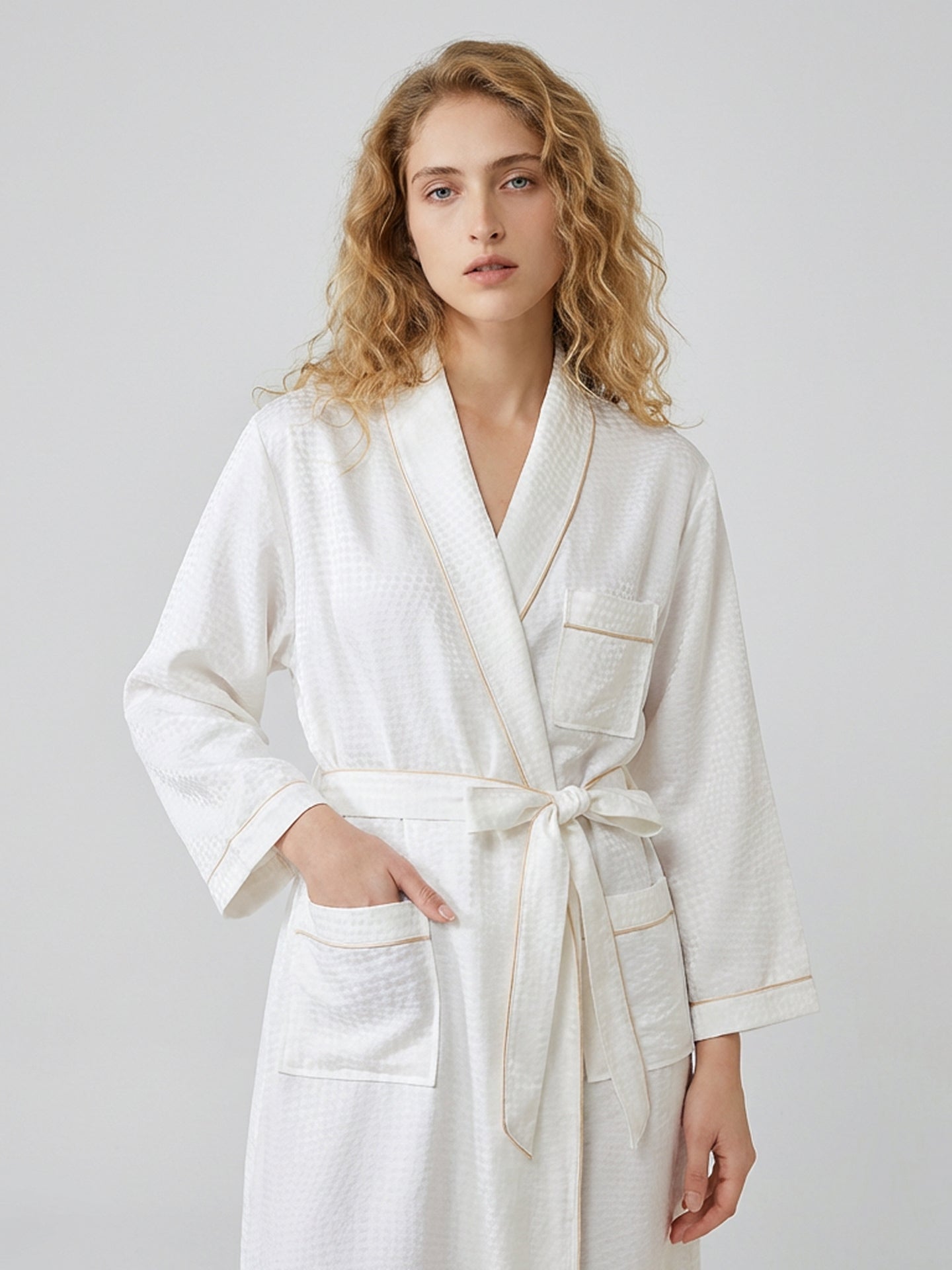 19 Momme Mulberry Silk Robe with Belt#color_White