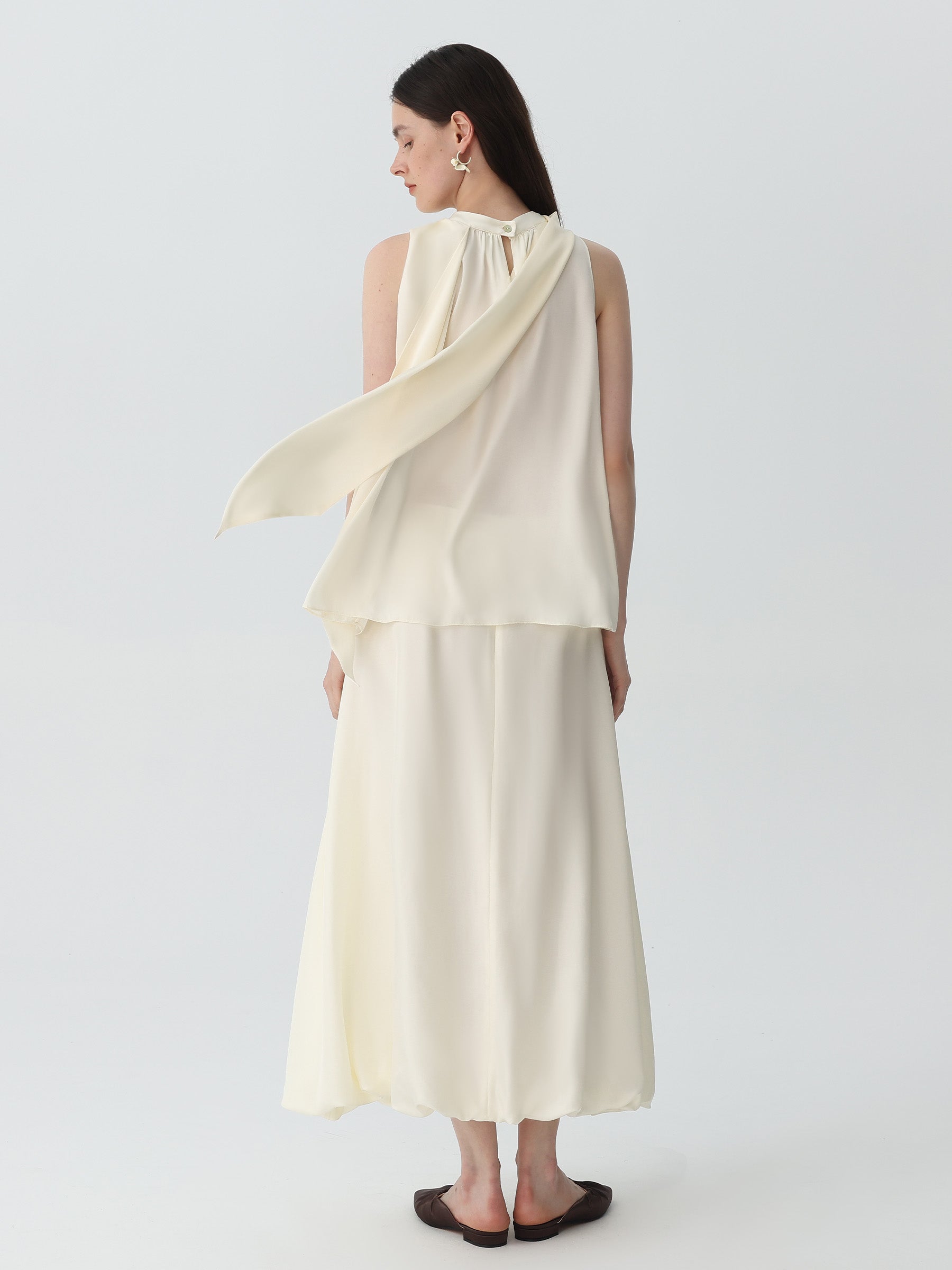 Tulip Balloon Skirt in Twill Silk #color_Ivory White