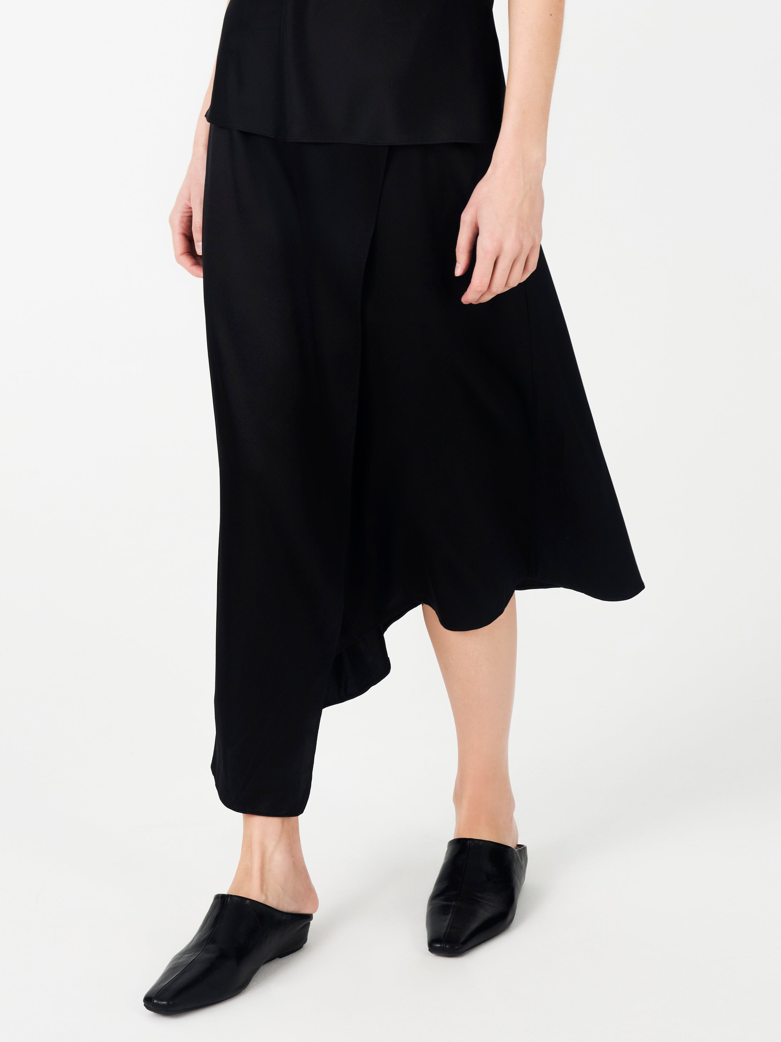 19 Momme Silk Wrap Midi Skirt#color_Black