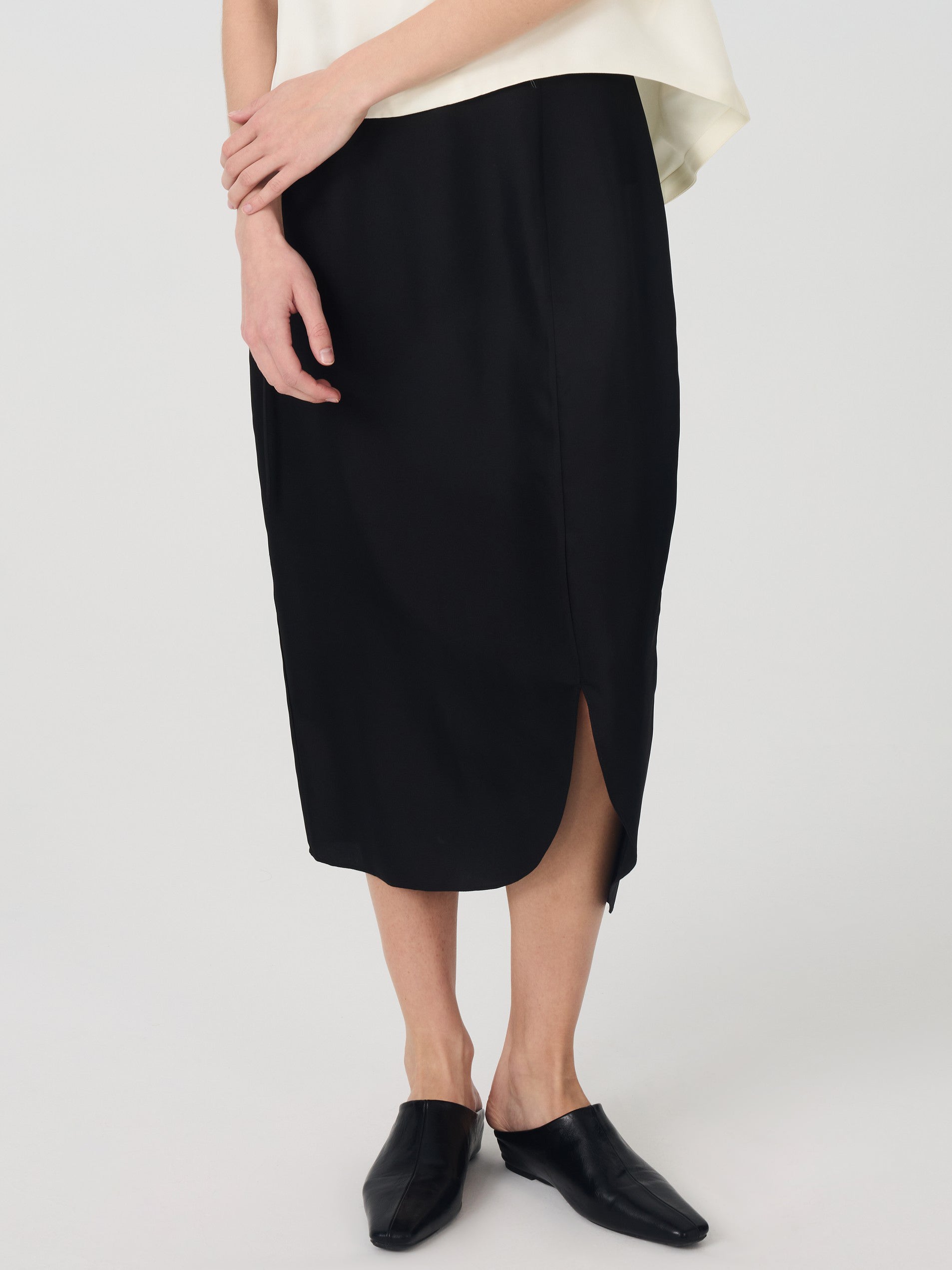 Silk Twill Tulip Midi Skirt#color_Black