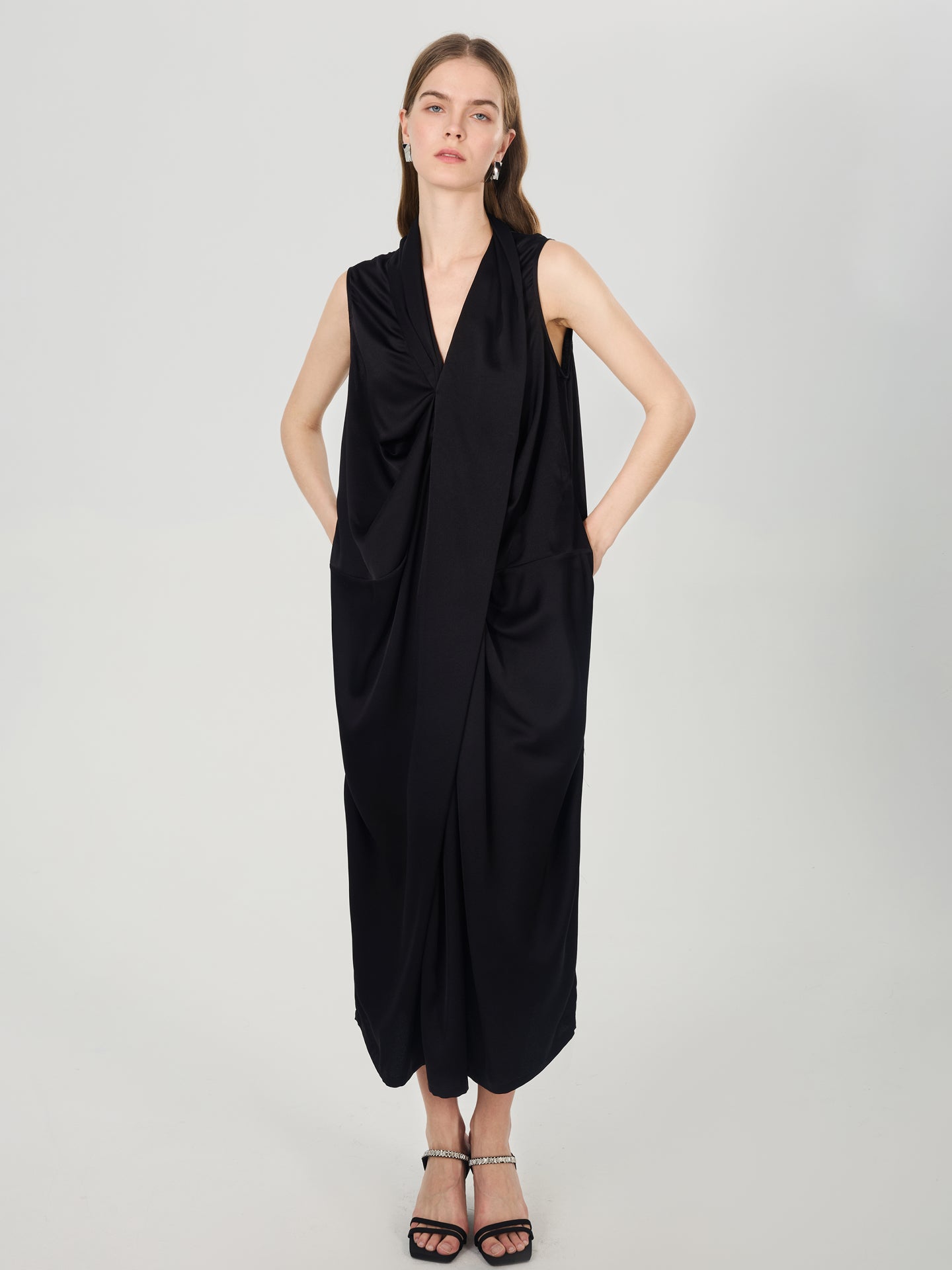 Twist Waist Midi Dress#color_Black