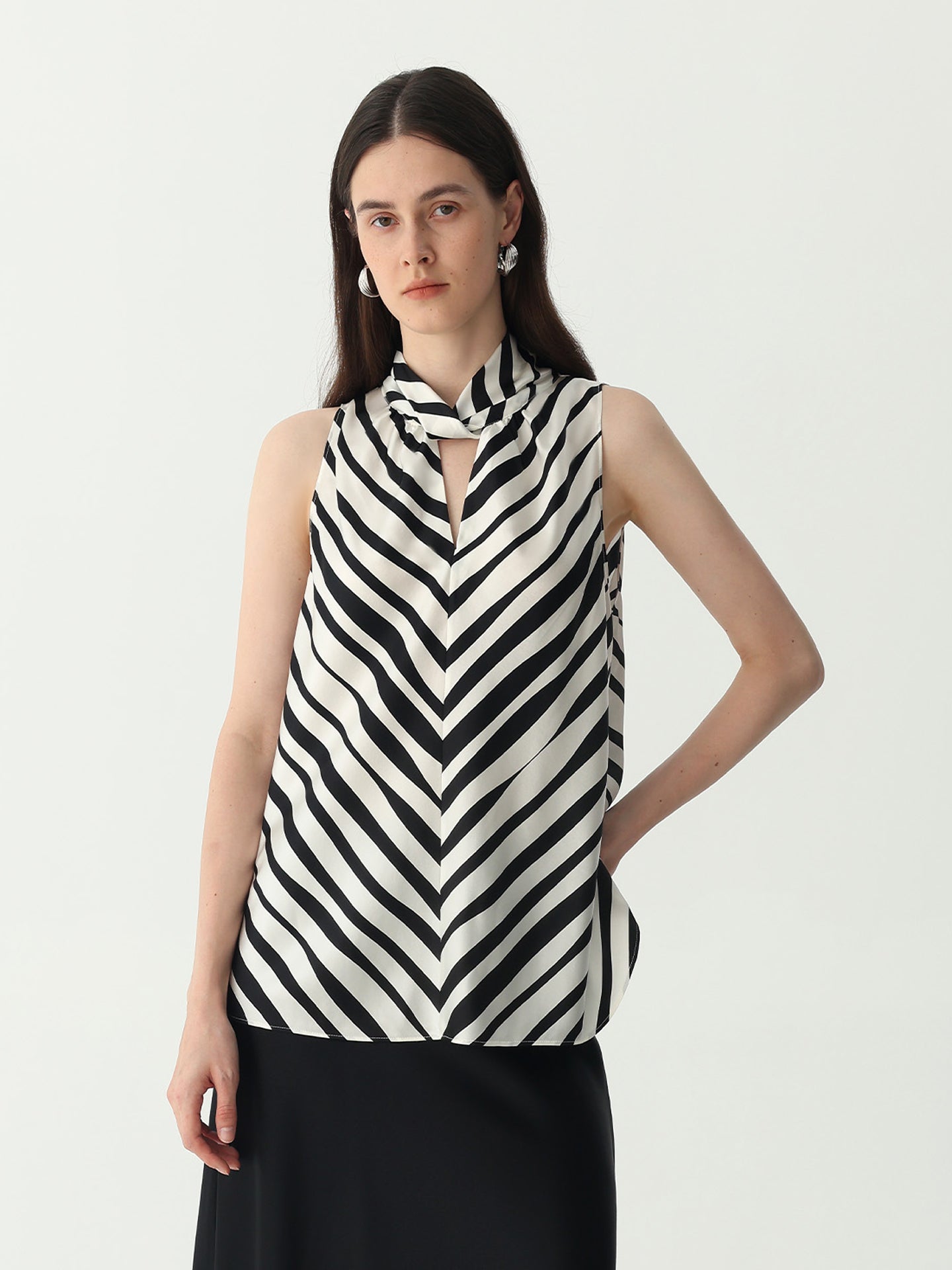 Striped Sleeveless Keyhole Top in Silk #color_Strip