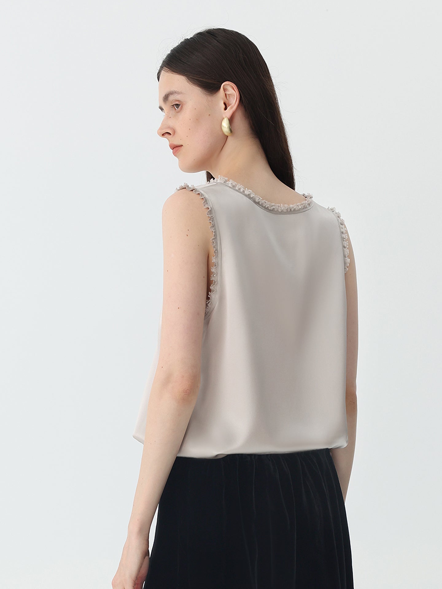Sleeveless Tank Top in Silk #color_Soft Gray White