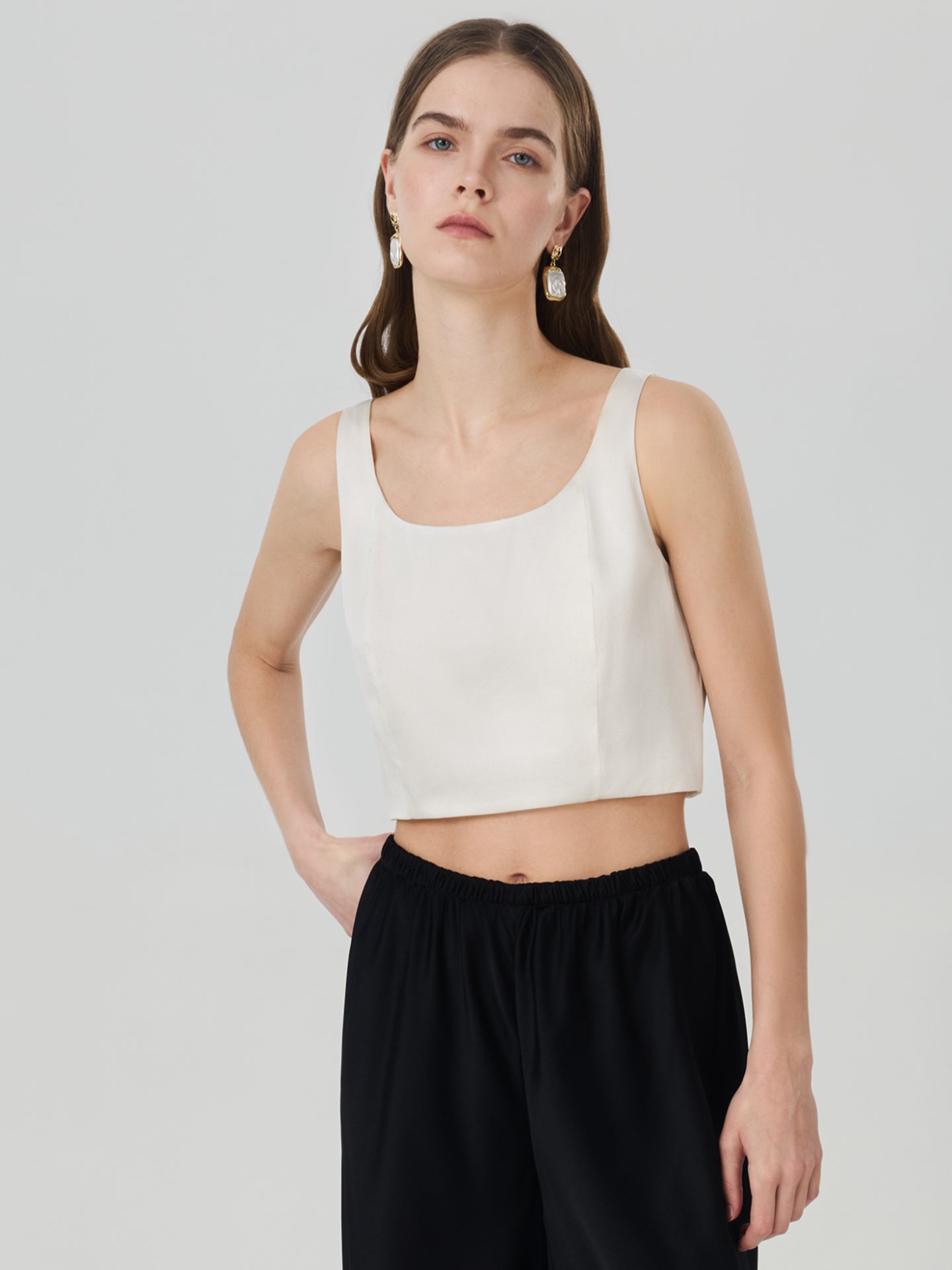 Silk Cropped Tank Top#color_White