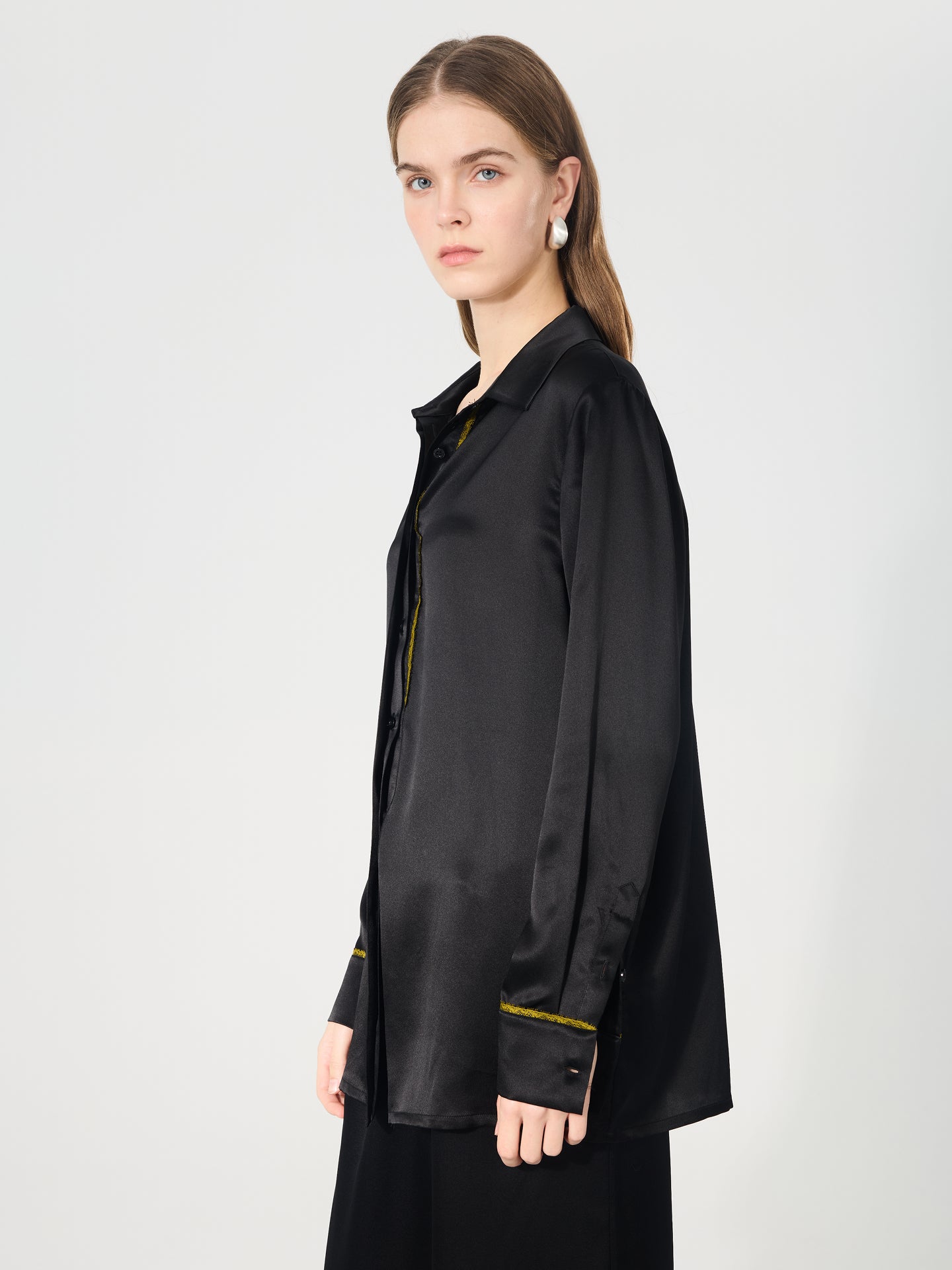 Mulberry Silk Contrast-Trim Shirt#color_Black