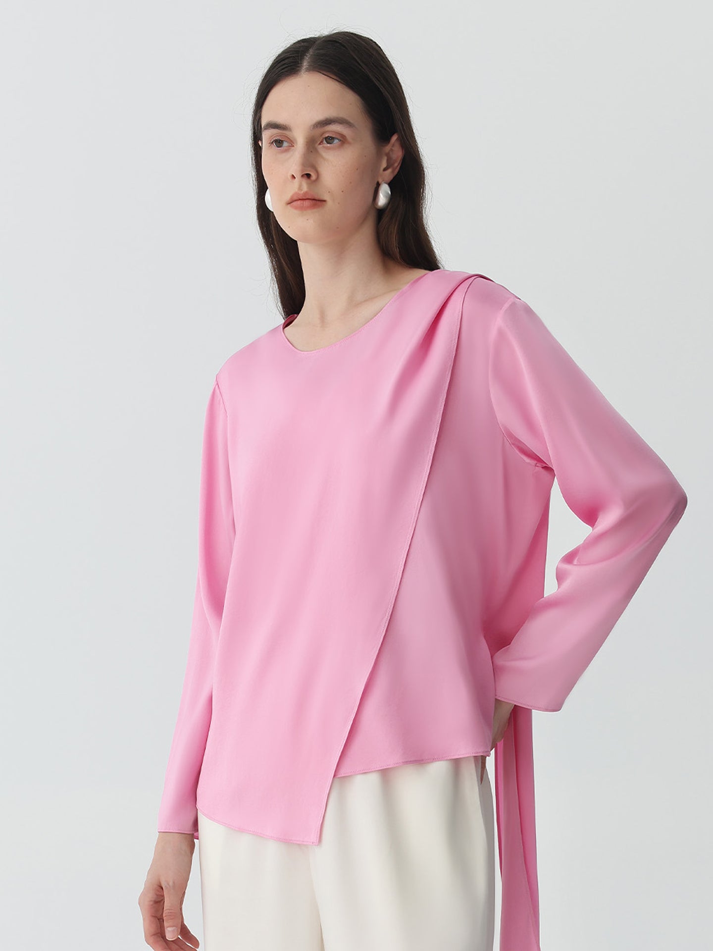Pollover Scarf-Collar Blouse in Silk#color_Pink