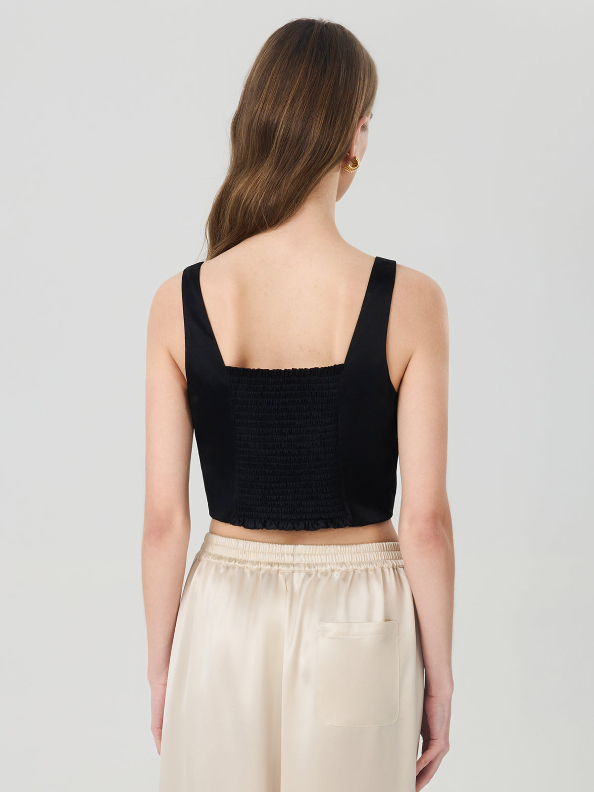 Silk Cropped Tank Top#color_Black