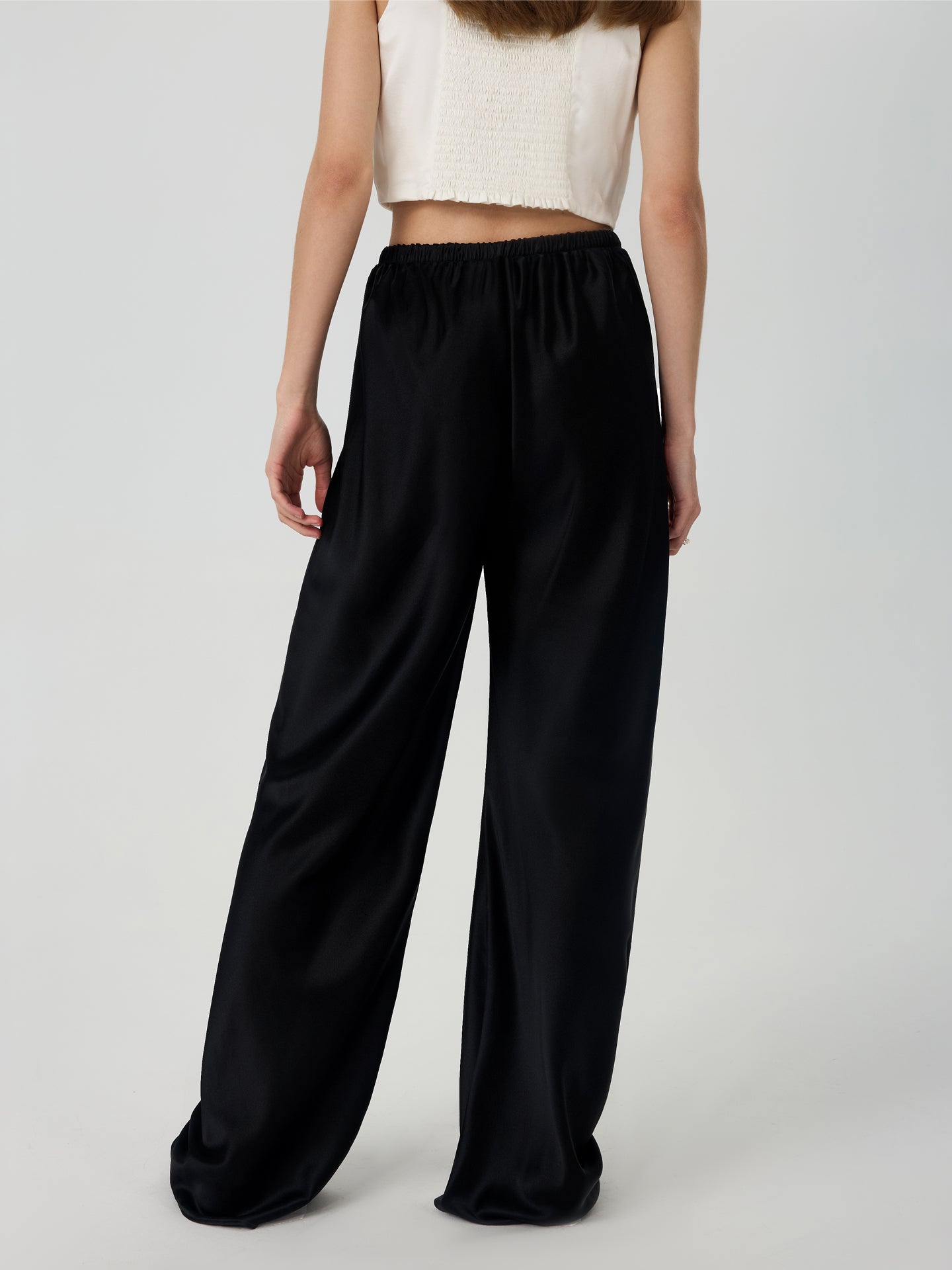Fluid Wide-Leg Draped Pants#color_Black