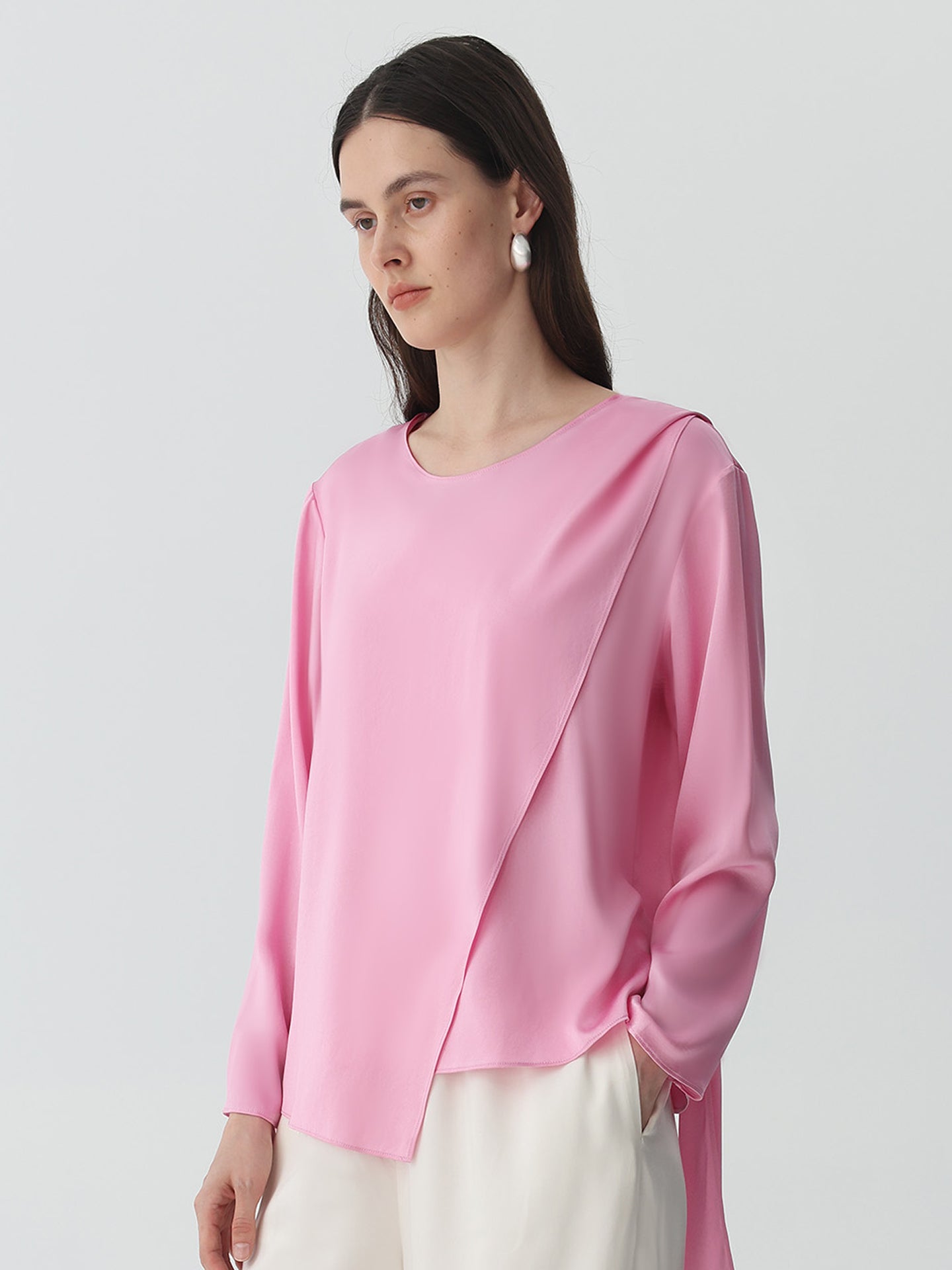 Pollover Scarf-Collar Blouse in Silk#color_Pink