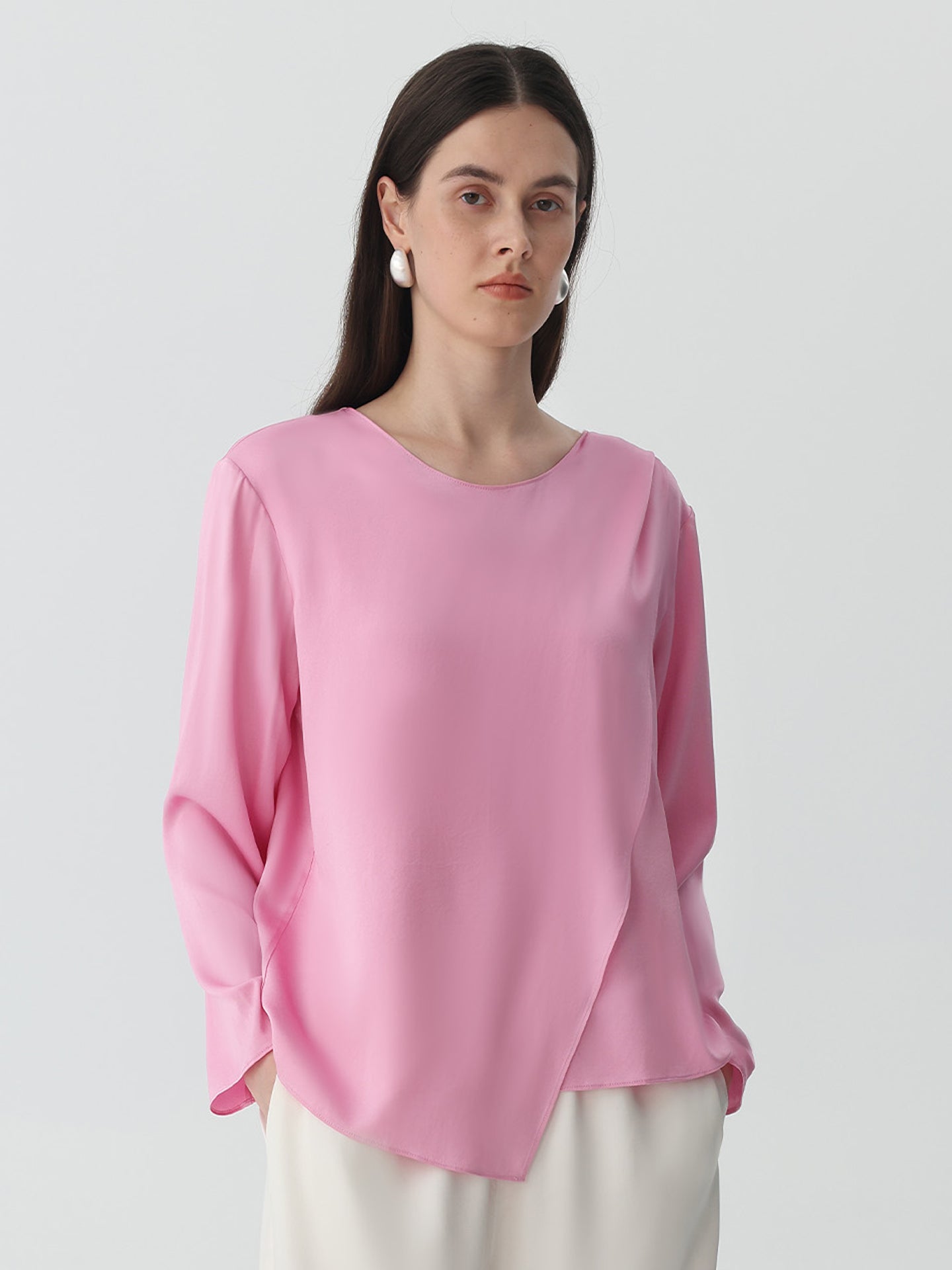 Pollover Scarf-Collar Blouse in Silk#color_Pink